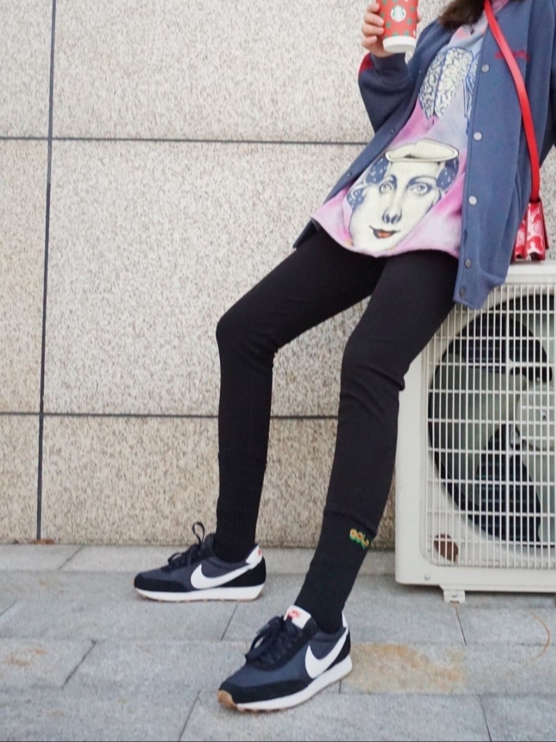 (W) Nike Daybreak Black White 착용 스타일