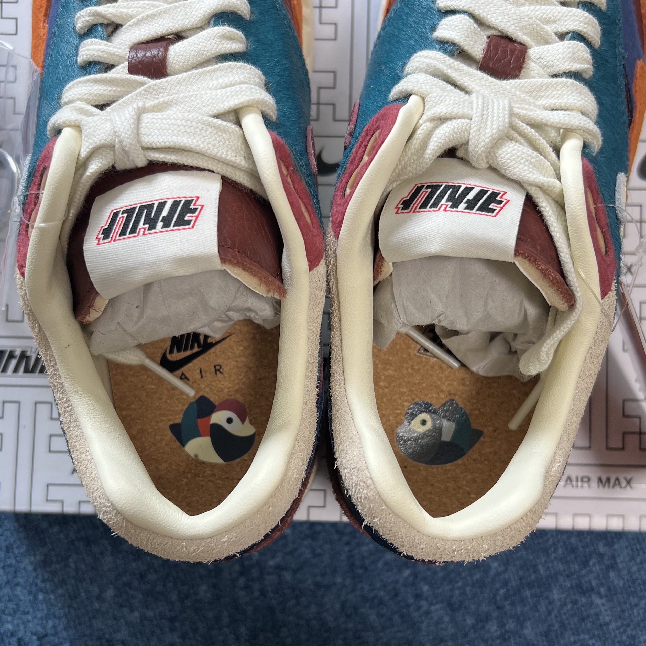 Nike x Kasina Air Max 1 SP Won-Ang Orange, Nike x Kasina Air Max 1 SP Won-Ang Particle Grey 착용 스타일 - 3