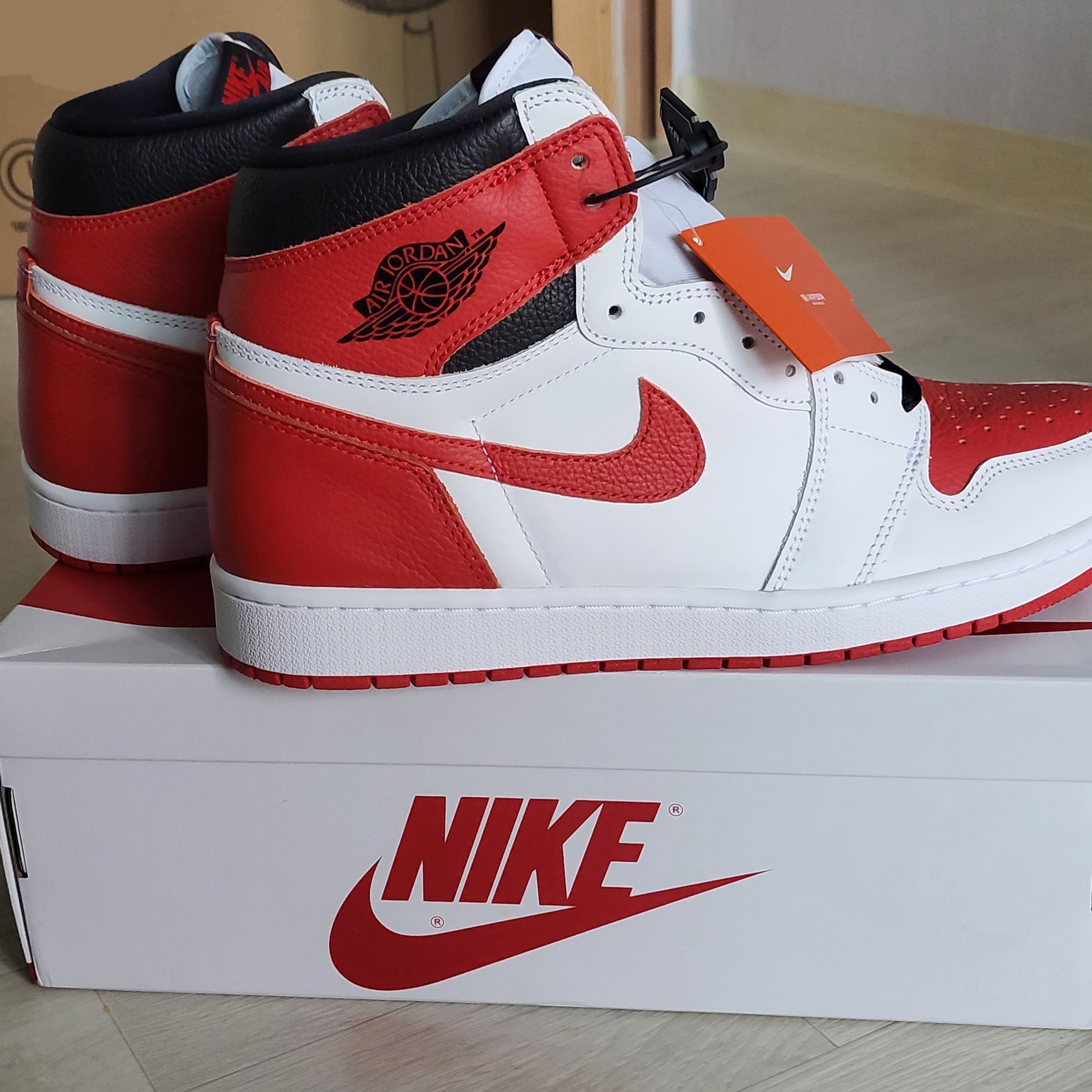 Jordan 1 Retro High OG Heritage 착용 스타일 - 2