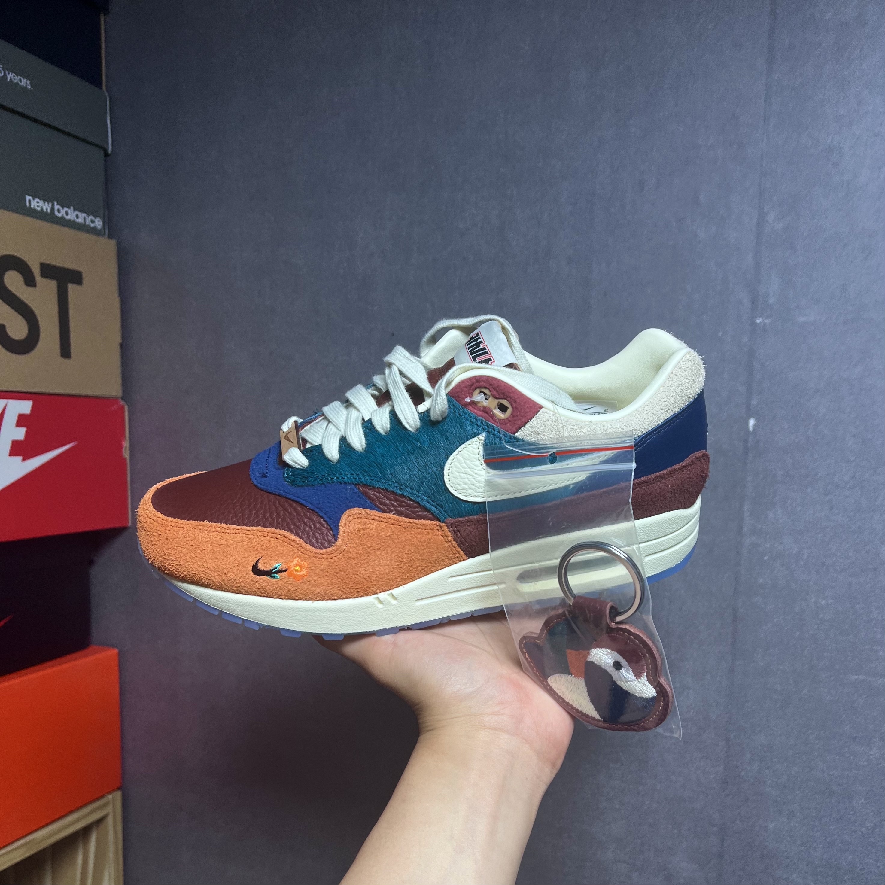 Nike x Kasina Air Max 1 SP Won-Ang Particle Grey, Nike x Kasina Air Max 1 SP Won-Ang Orange 착용 스타일 - 2