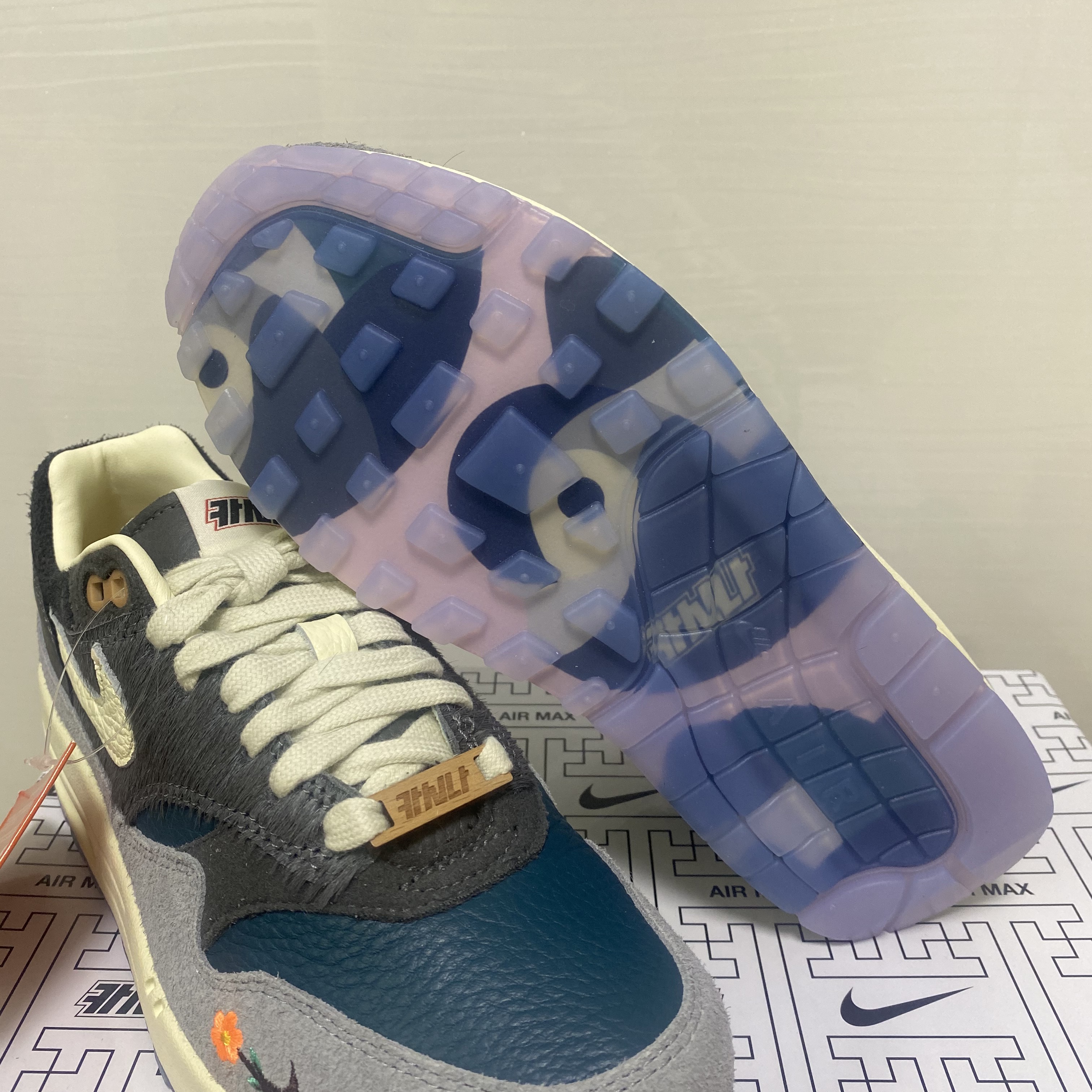 Nike x Kasina Air Max 1 SP Won-Ang Particle Grey 착용 스타일 - 3