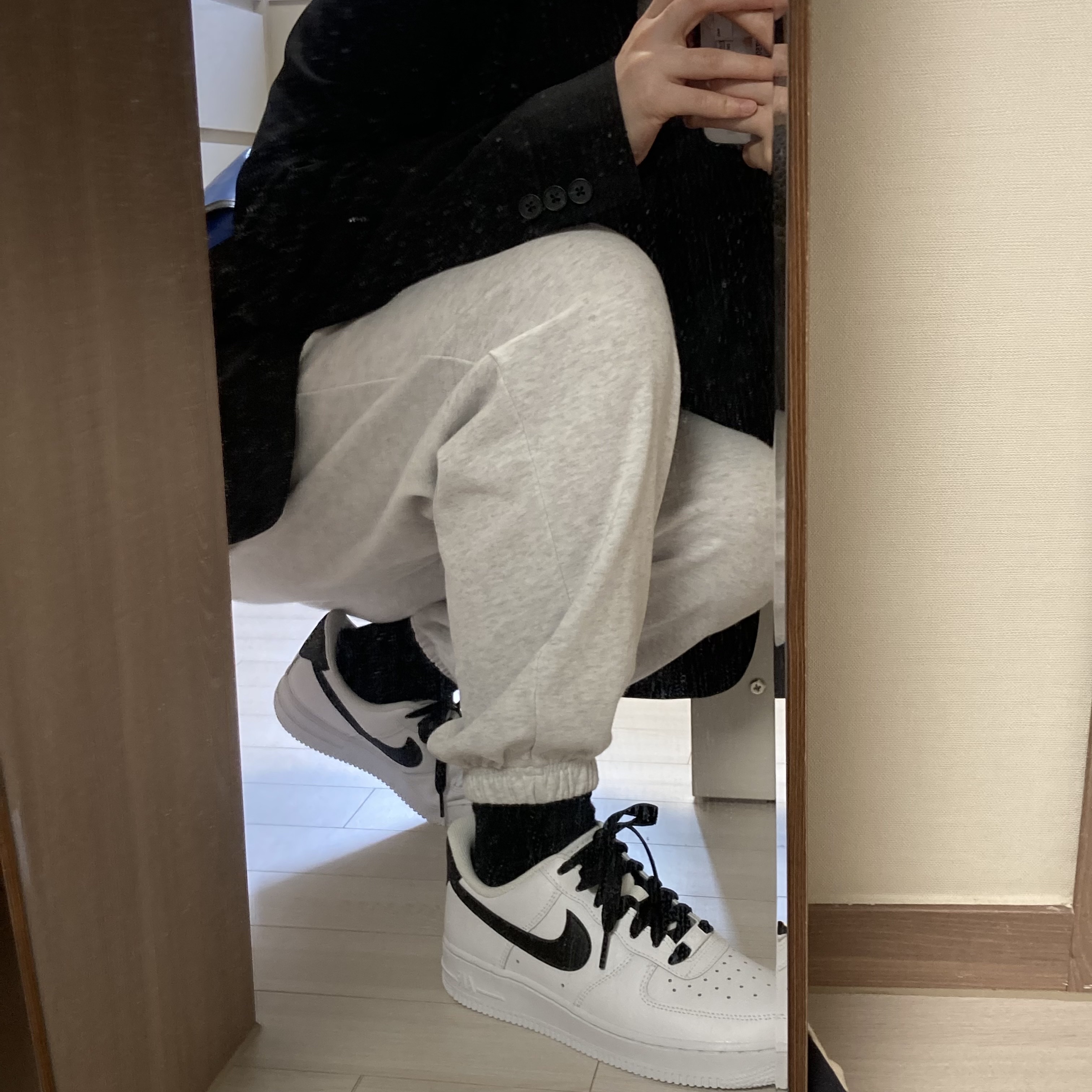 Nike Air Force 1 '07 White Black 착용 스타일