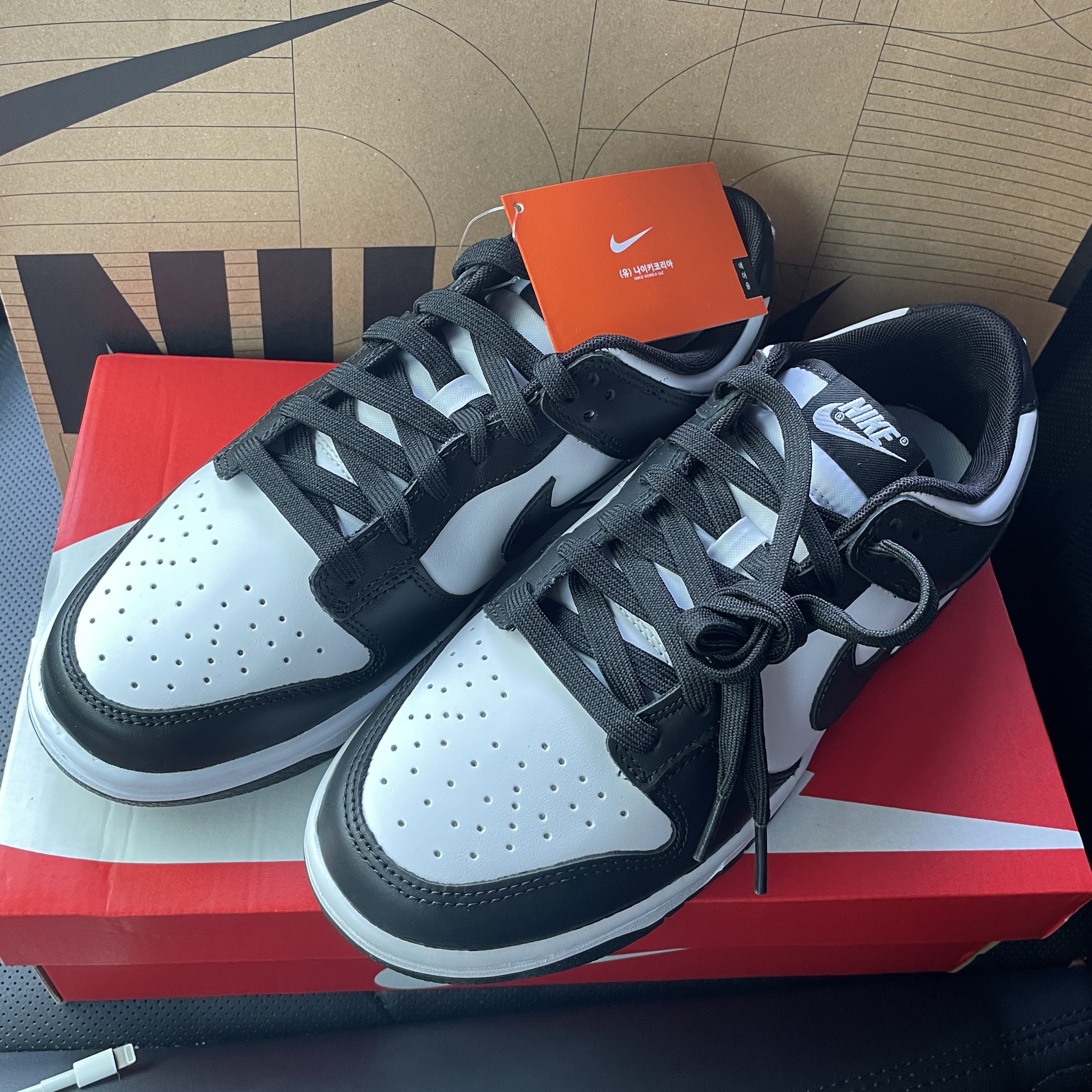 Nike Dunk Low Retro Black 착용 스타일