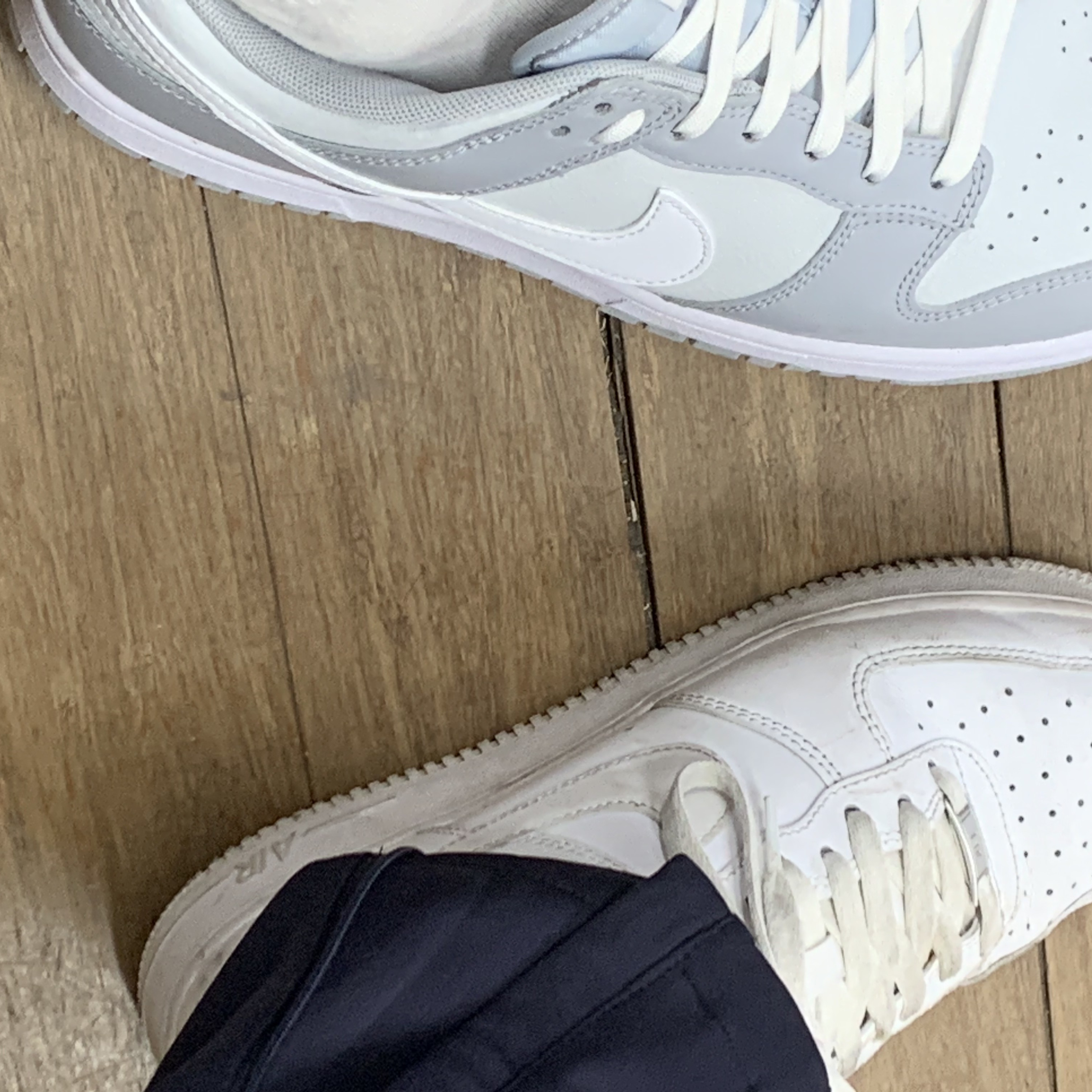 Nike Dunk Low Retro Wolf Grey, Nike Air Force 1 '07 Low White 착용 스타일