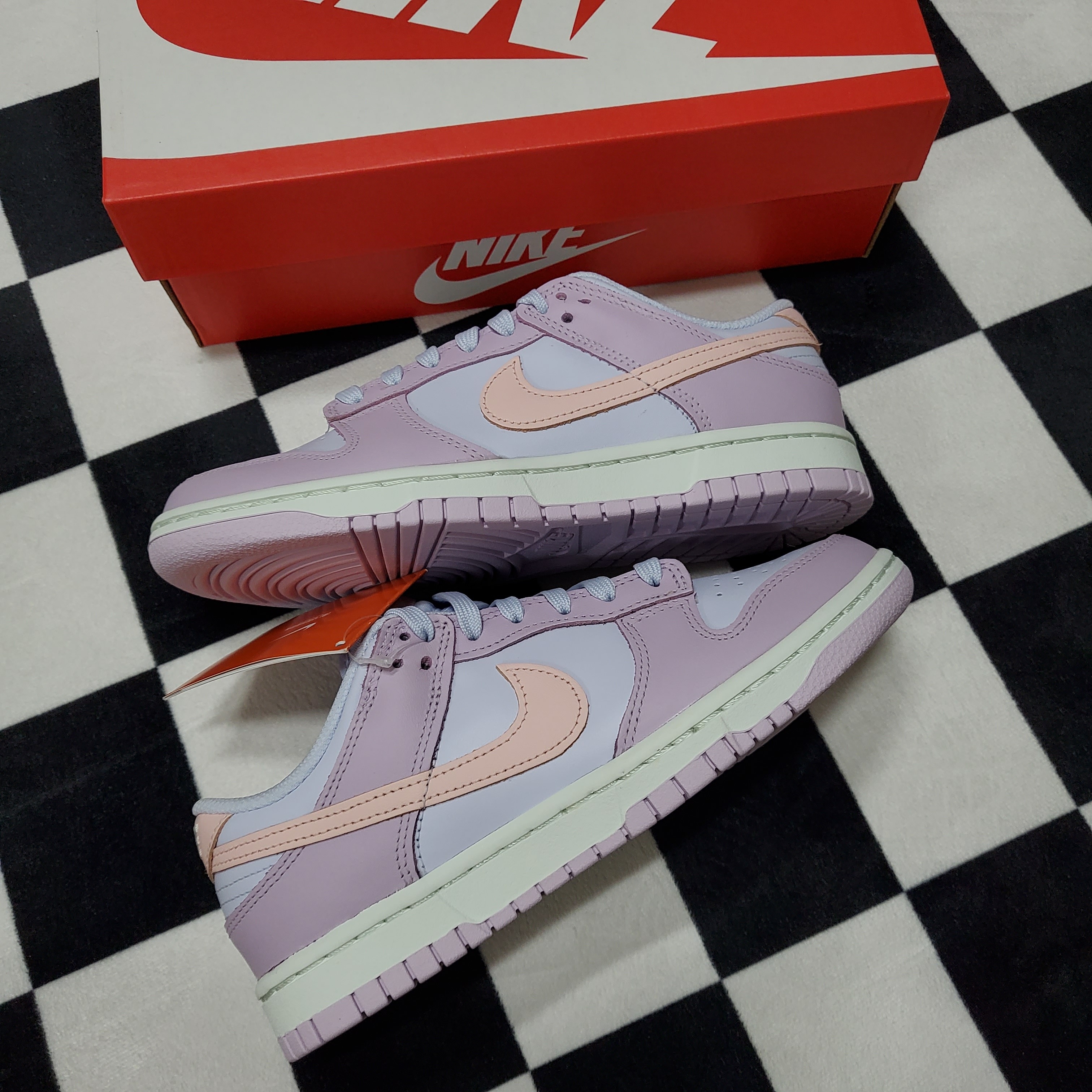 (W) Nike Dunk Low Atmosphere Pink 착용 스타일 - 2