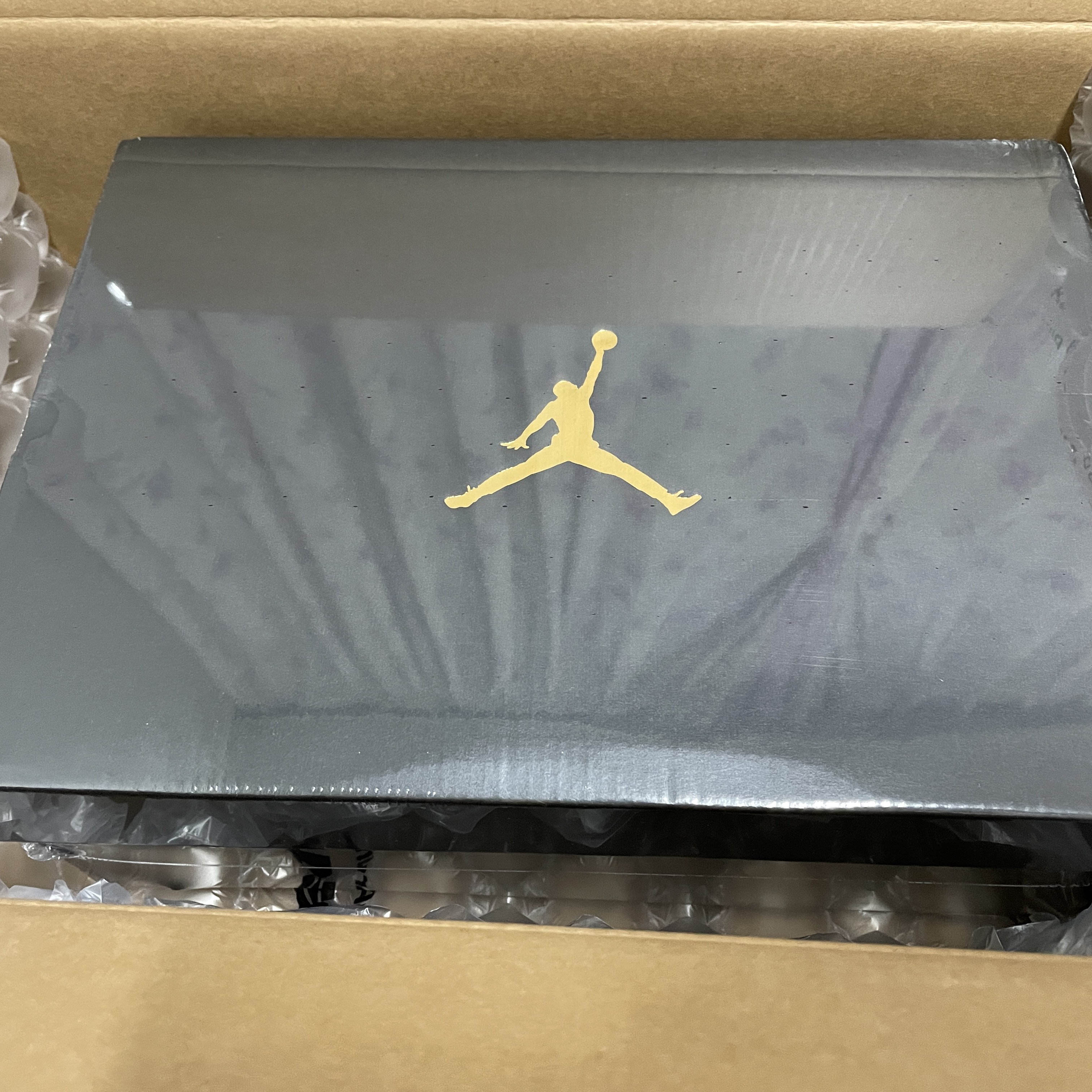 Jordan 1 Mid Light Smoke Grey Anthracite 착용 스타일 - 3