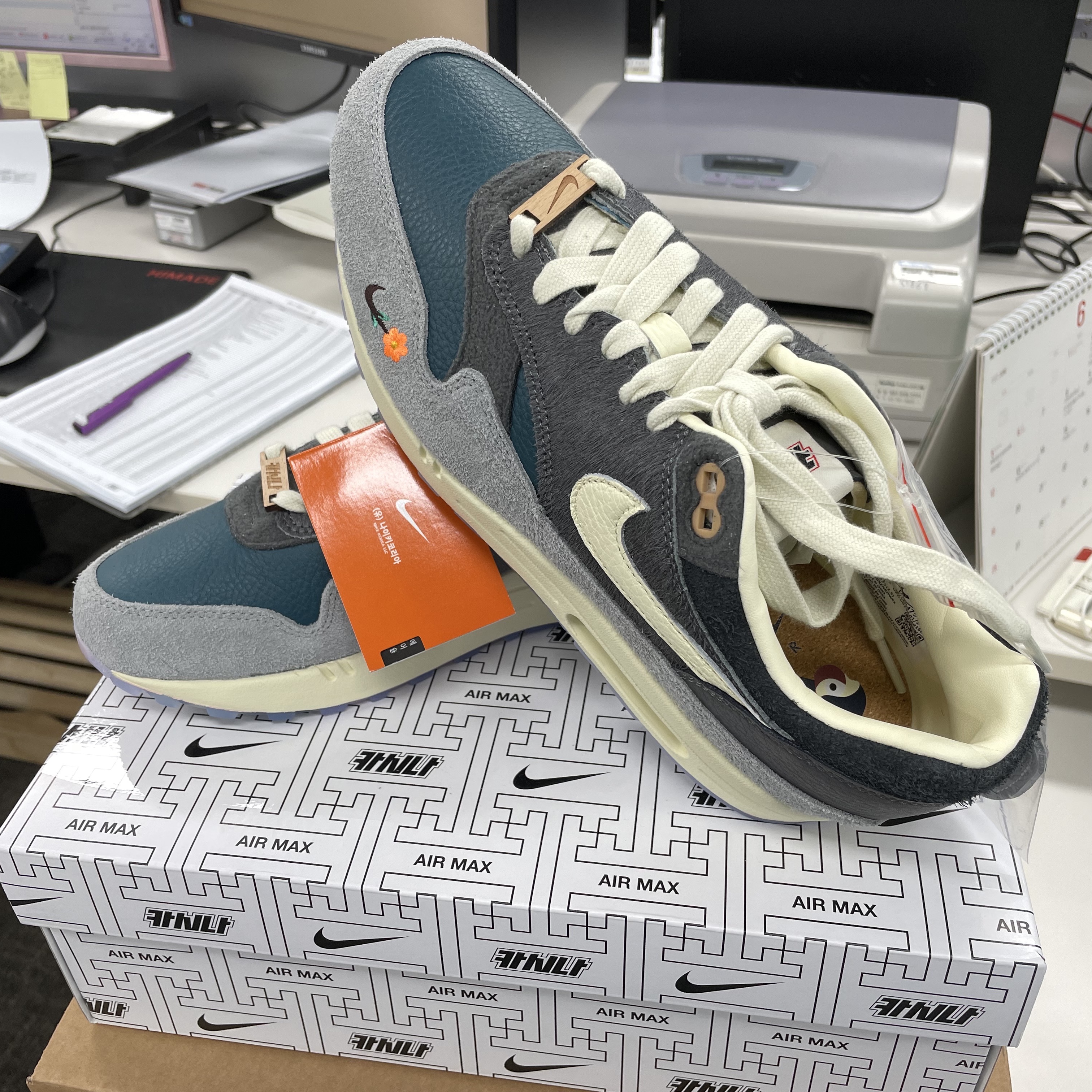 Nike x Kasina Air Max 1 SP Won-Ang Particle Grey 착용 스타일 - 1