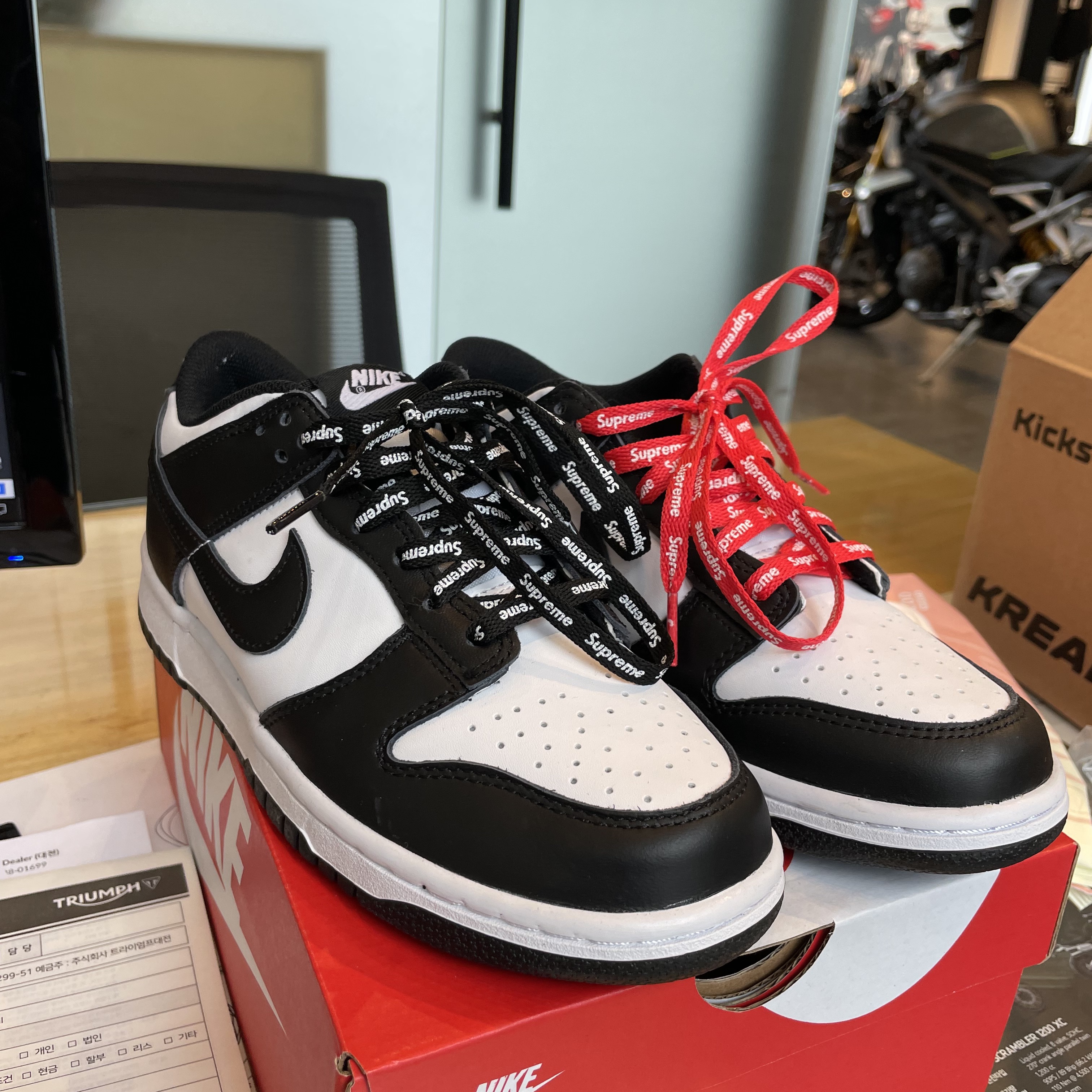Nike Dunk Low Retro Black 착용 스타일 - 2