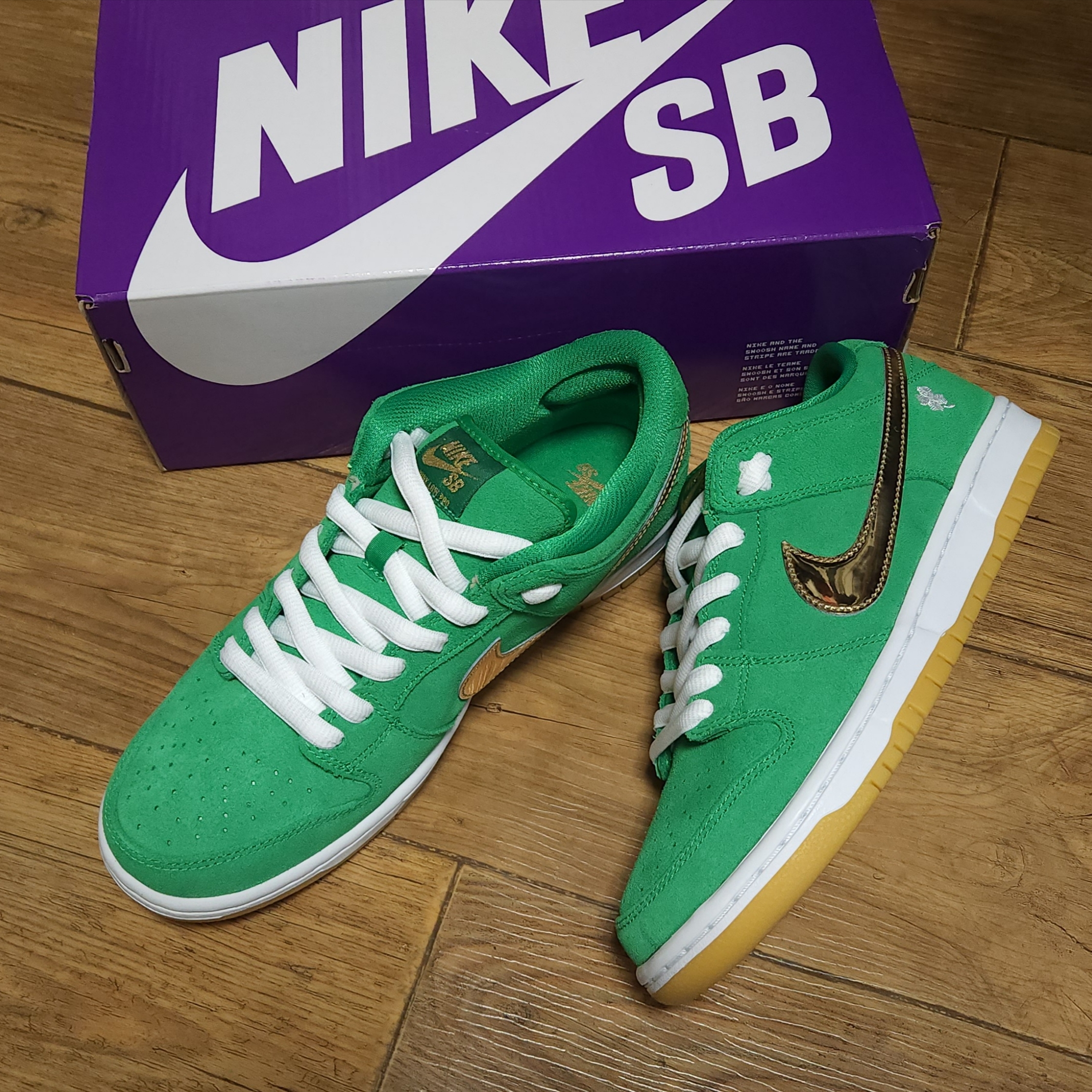 Nike SB Dunk Low Pro Shamrock 착용 스타일