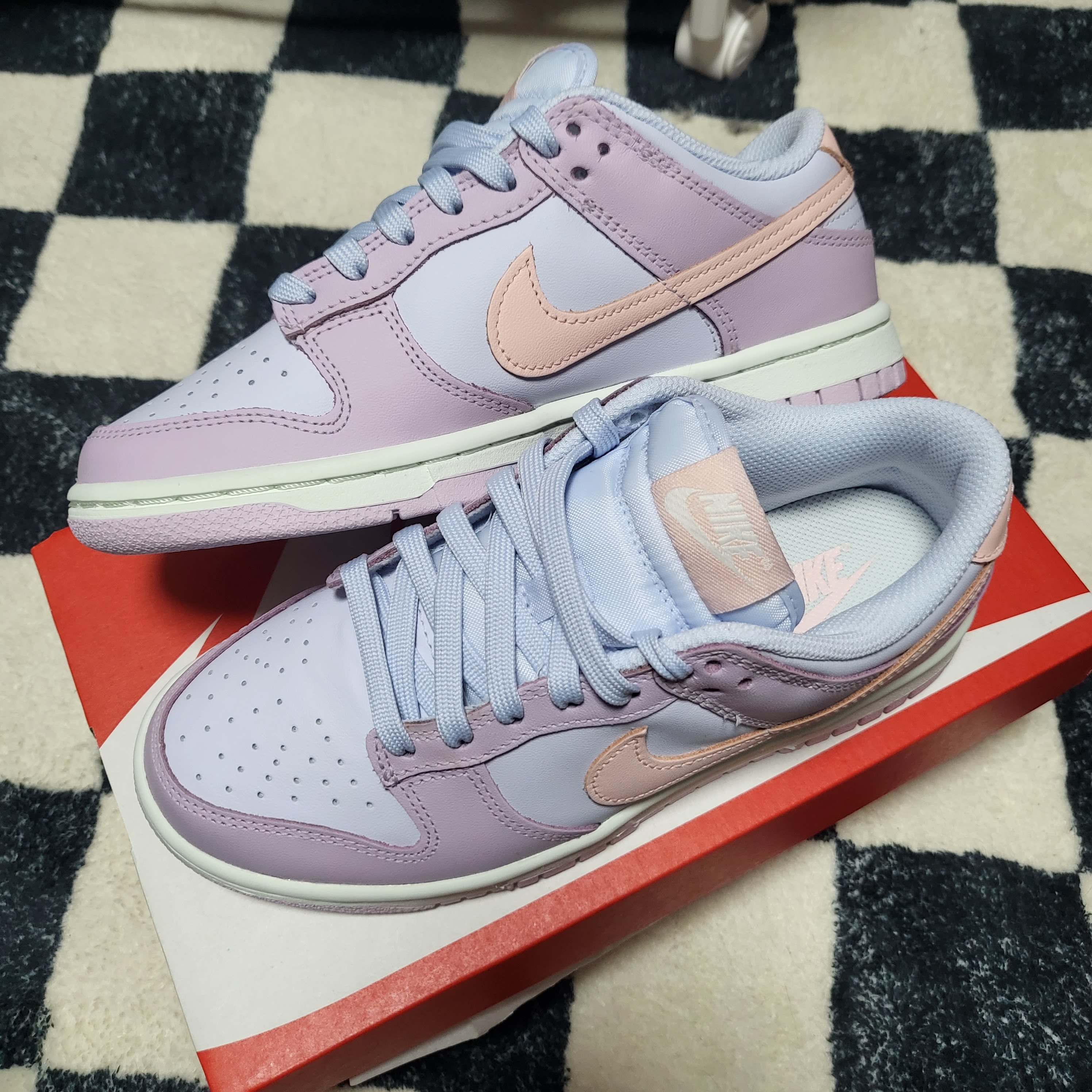 (W) Nike Dunk Low Atmosphere Pink 착용 스타일 - 3
