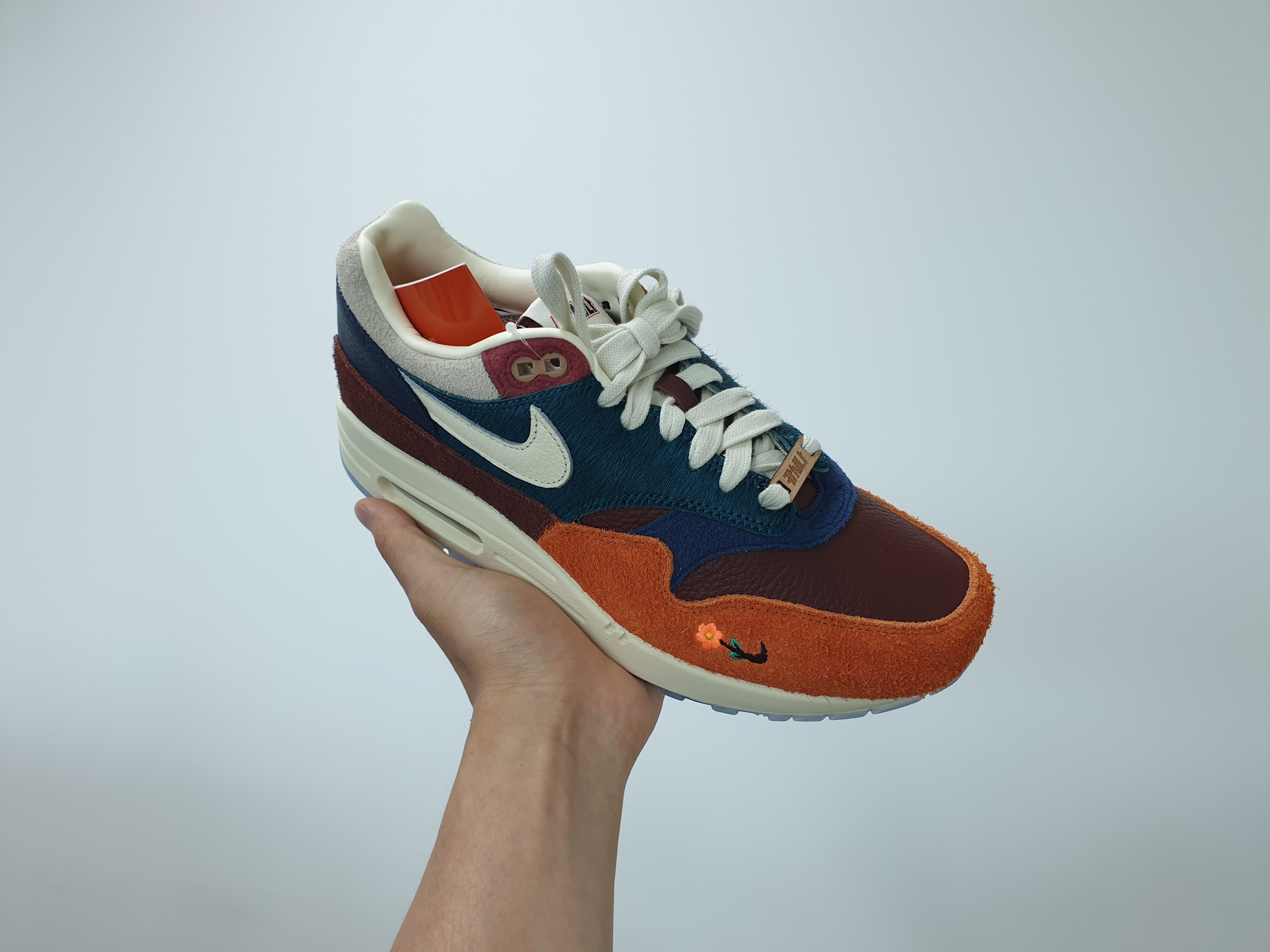 Nike x Kasina Air Max 1 SP Won-Ang Orange 착용 스타일