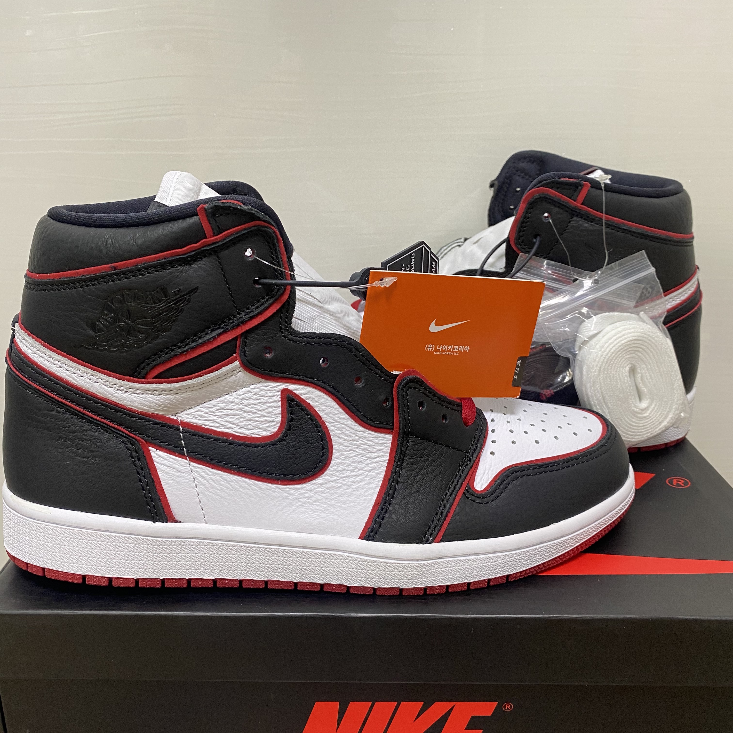 Jordan 1 Retro High OG Bloodline 착용 스타일 - 2