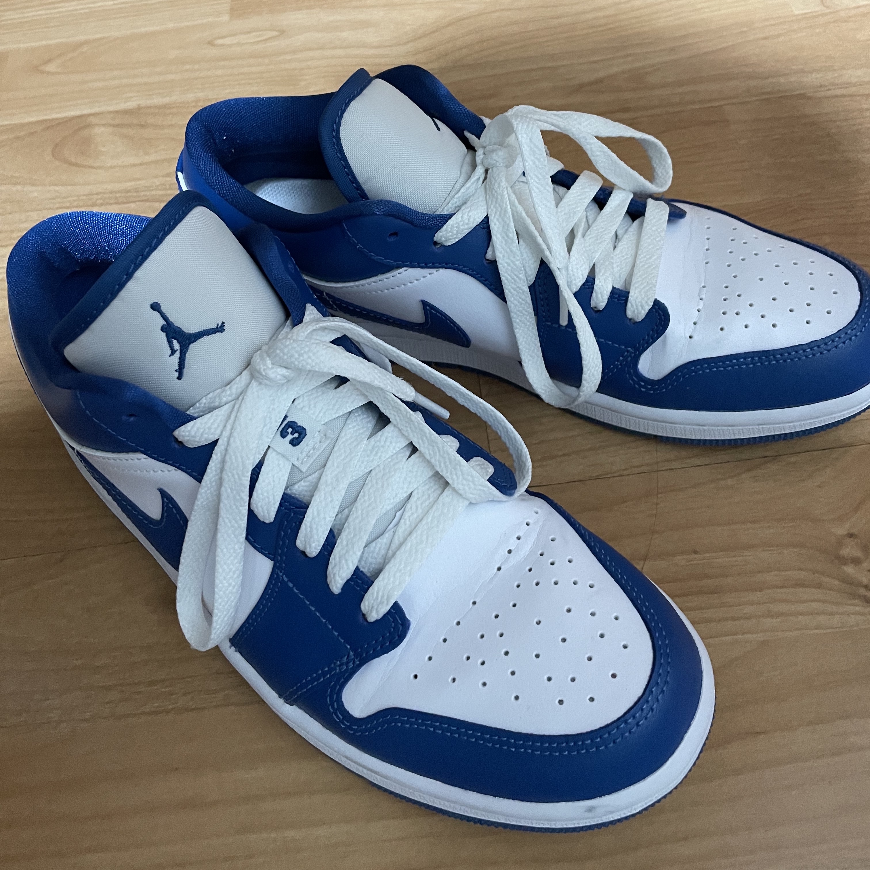 (W) Jordan 1 Low White Dark Marina Blue 착용 스타일