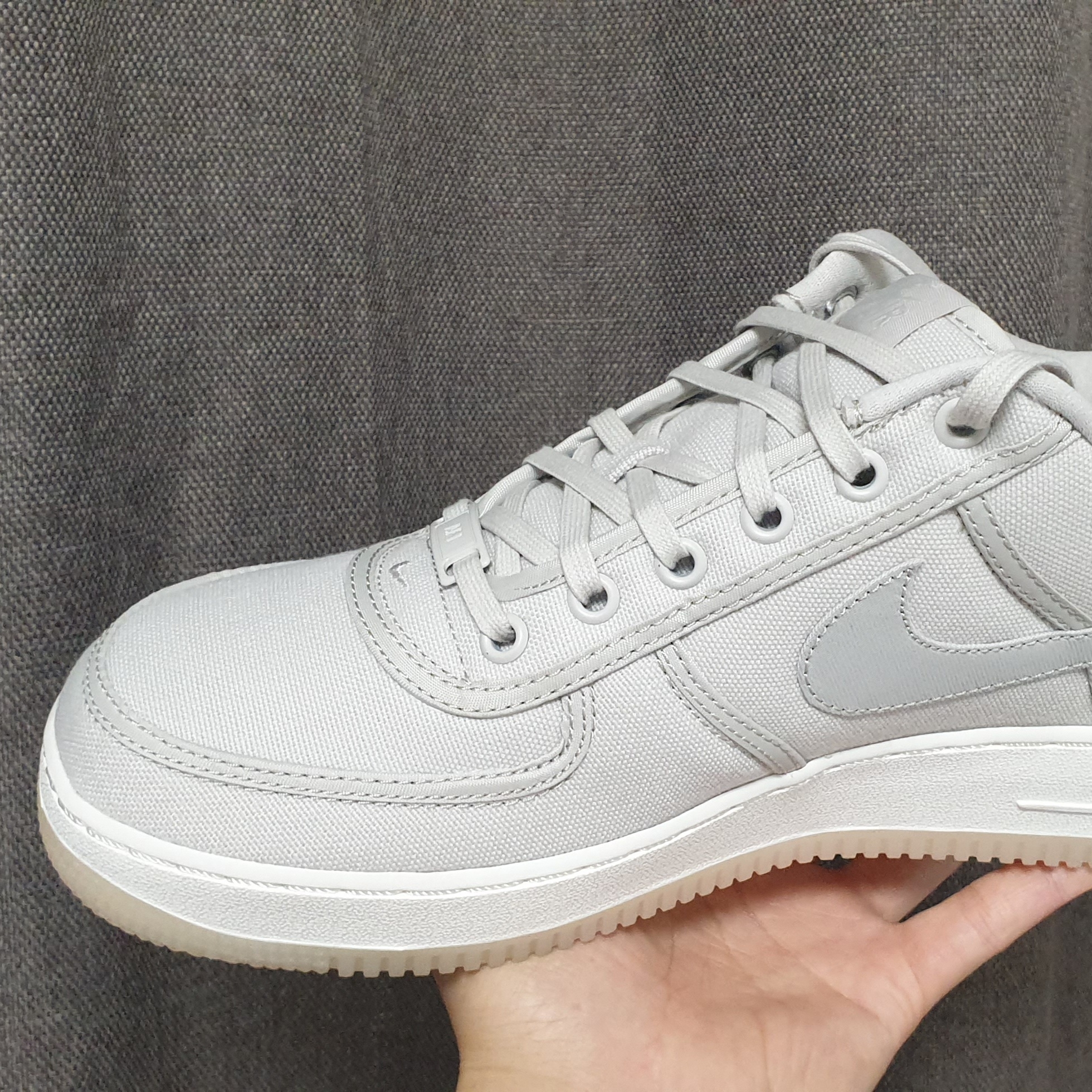 Nike Air Force 1 Low Canvas Light Bone 착용 스타일 - 4