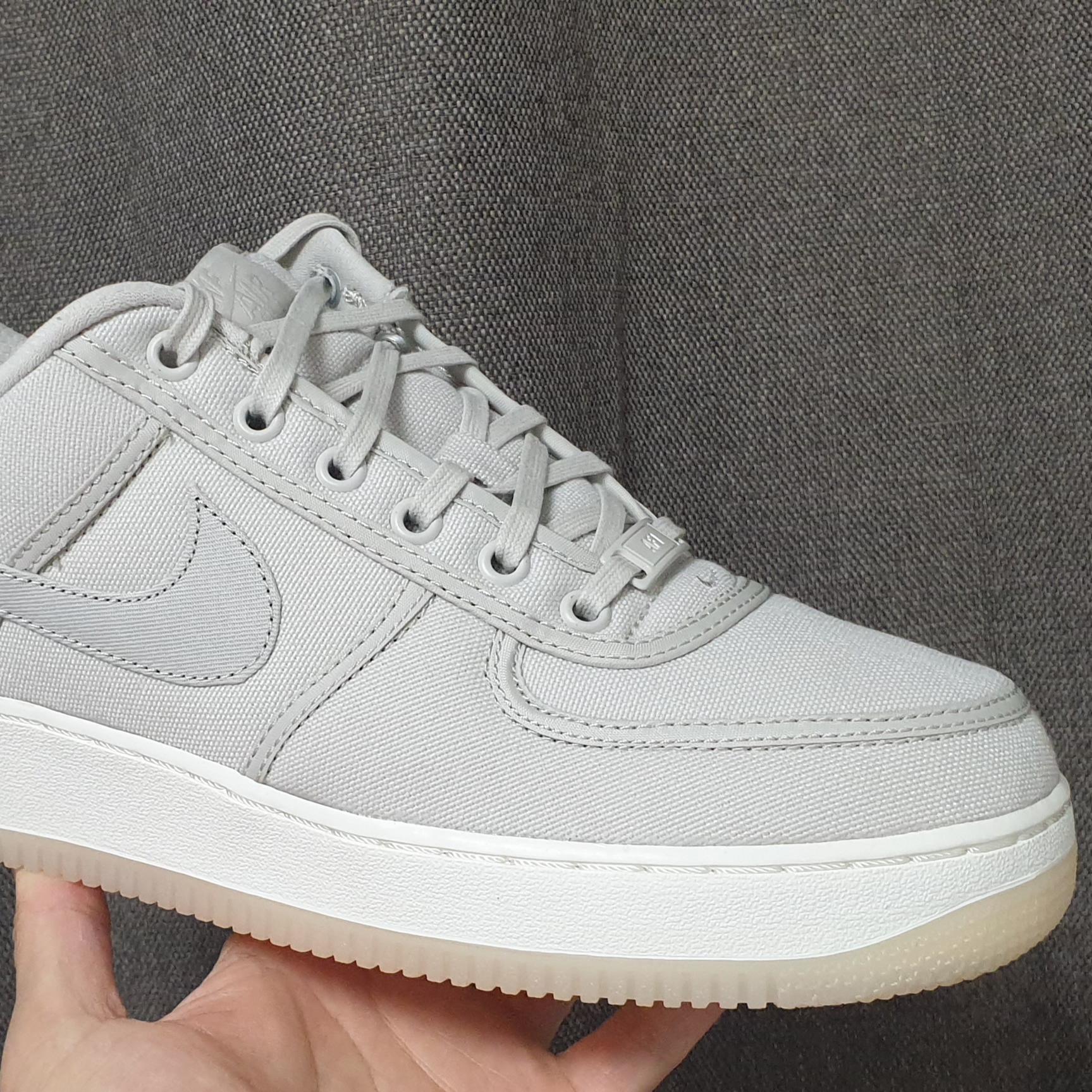 Nike Air Force 1 Low Canvas Light Bone 착용 스타일 - 3