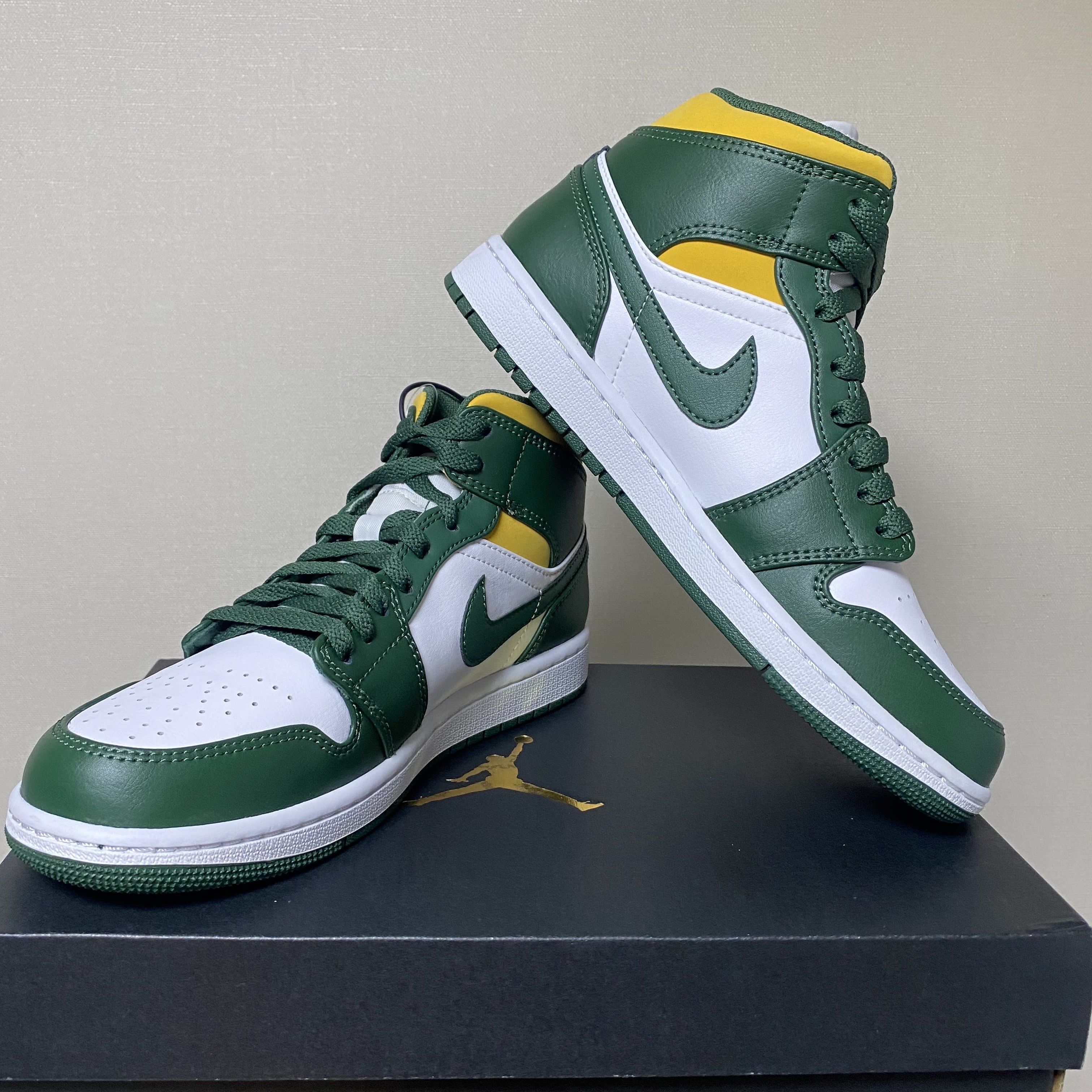 Jordan 1 Mid Sonics 2021 착용 스타일