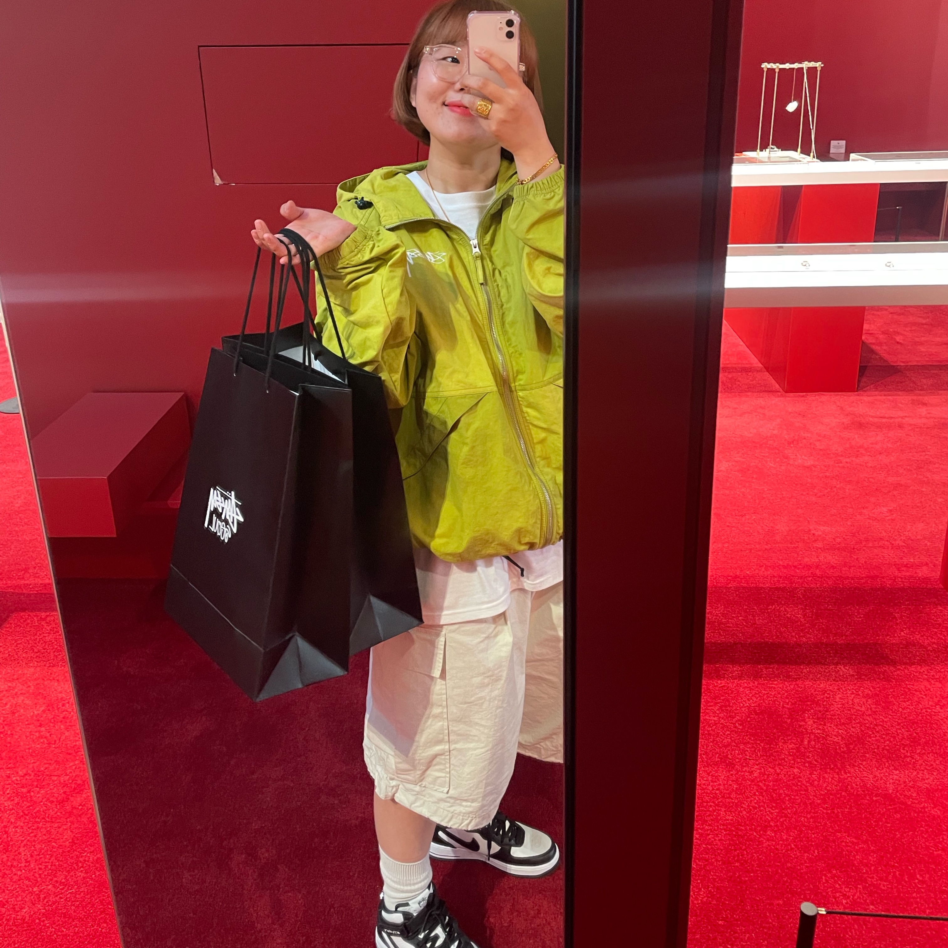 Nike x Stussy Air Force 1 '07 Mid SP Black and Light Bone, Stussy Wave Dye Beach Shell Jacket Slime 착용 스타일