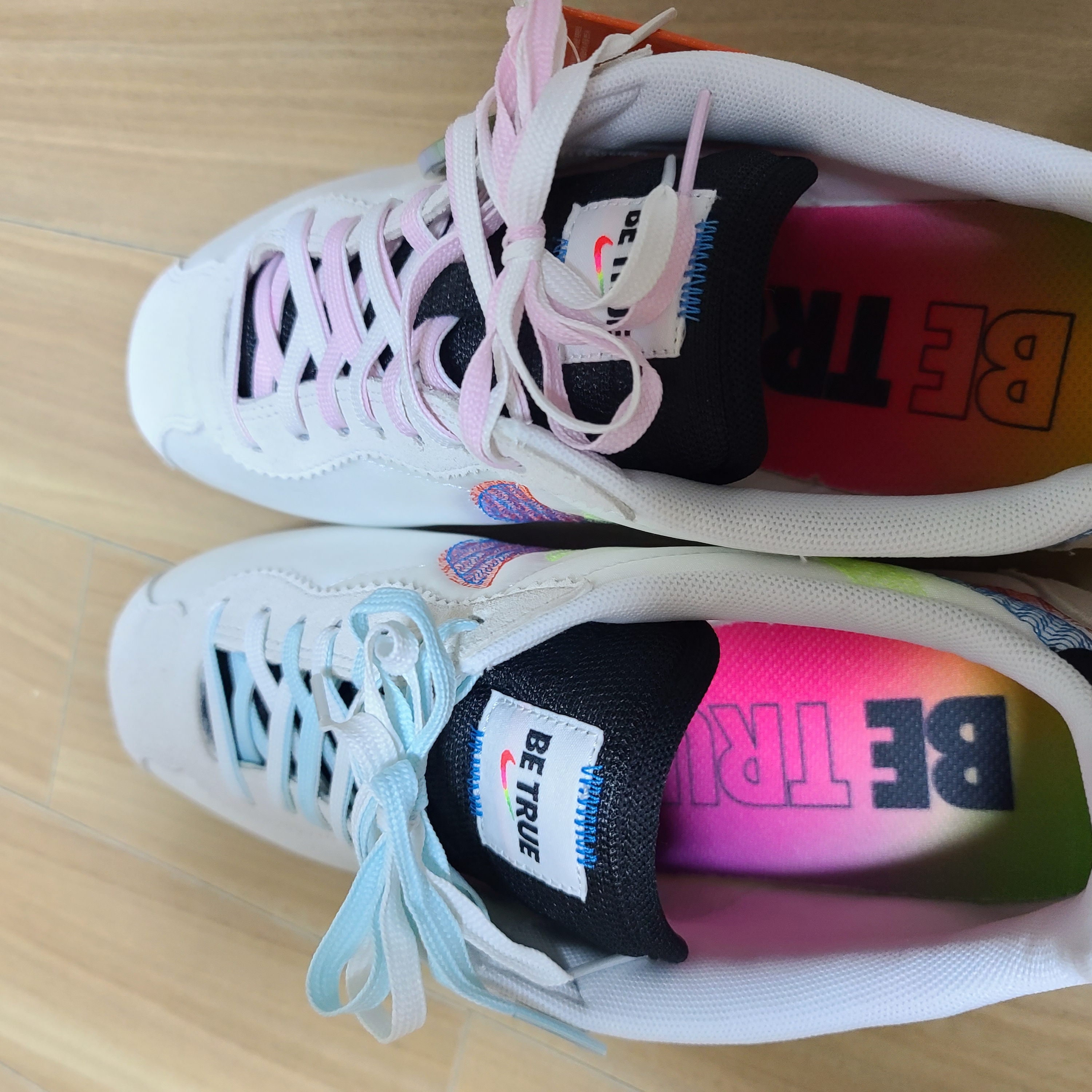 Nike Cortez Be True 착용 스타일 - 1