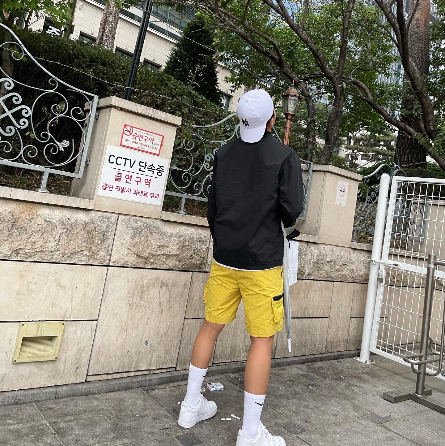 Nike Air Force 1 '07 Low White, Stone Island 114WN T.CO+OLD Overshirt Black - 22SS 착용 스타일