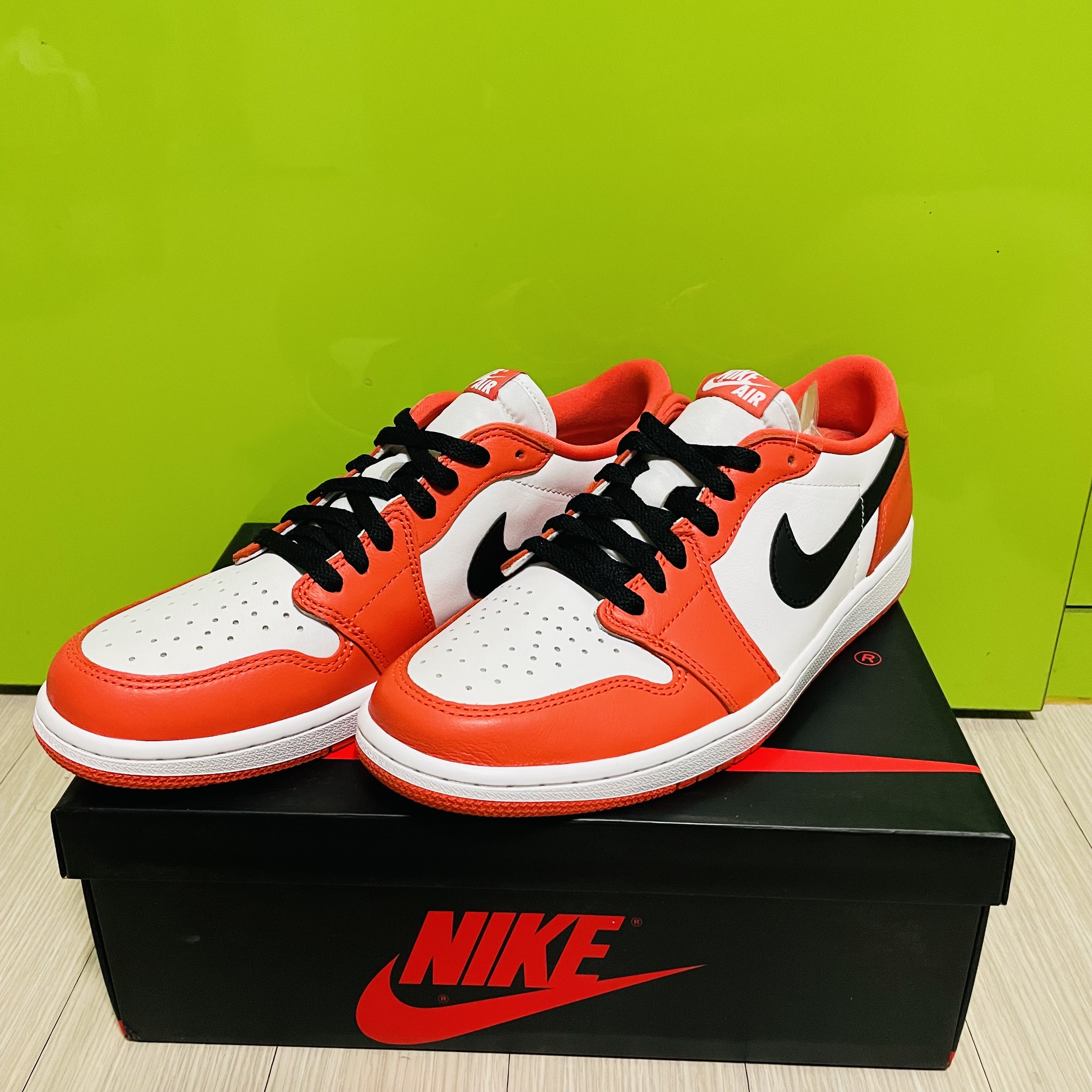 Jordan 1 Low OG Starfish 착용 스타일 - 1