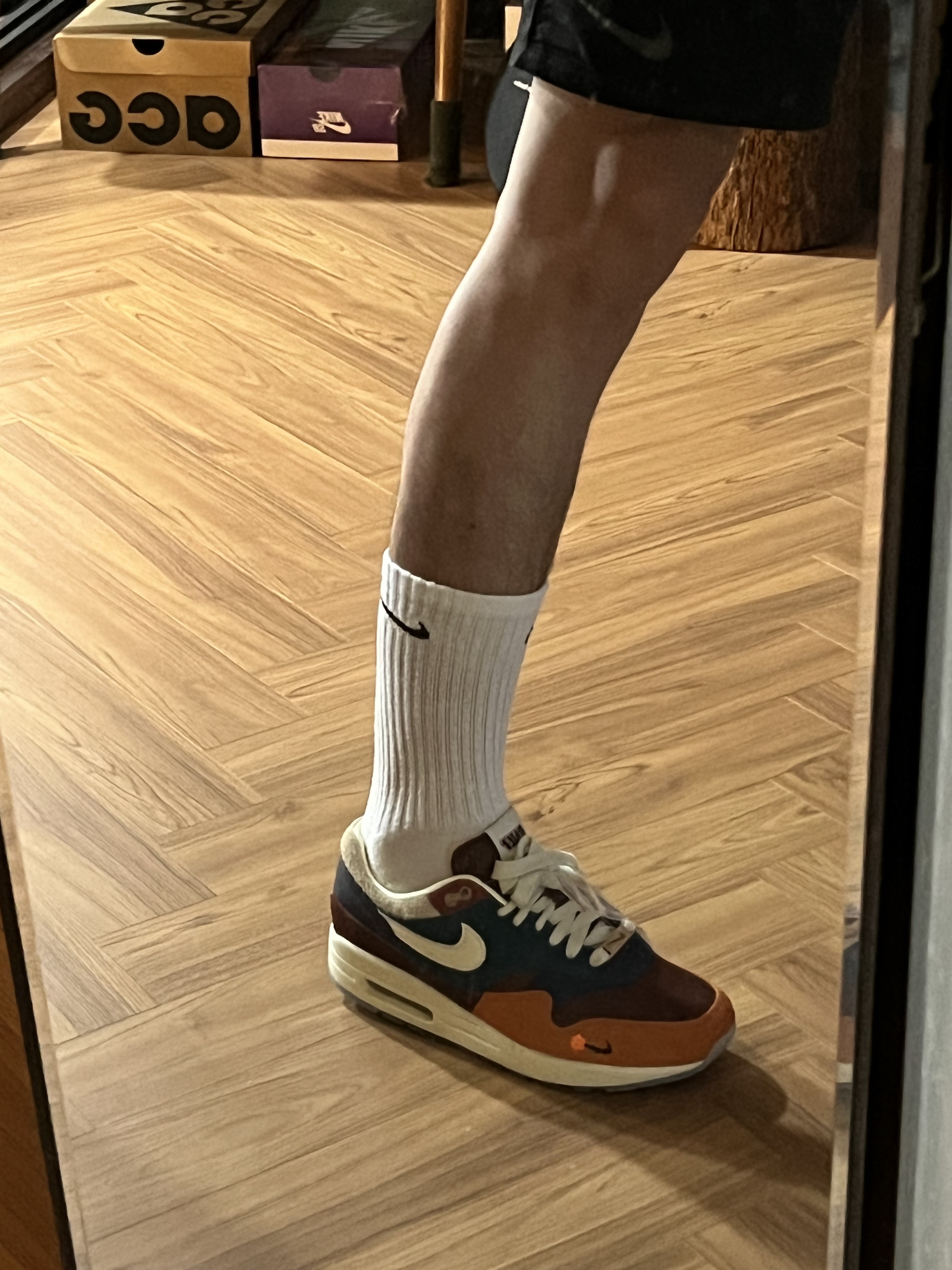 Nike x Kasina Air Max 1 SP Won-Ang Orange 착용 스타일