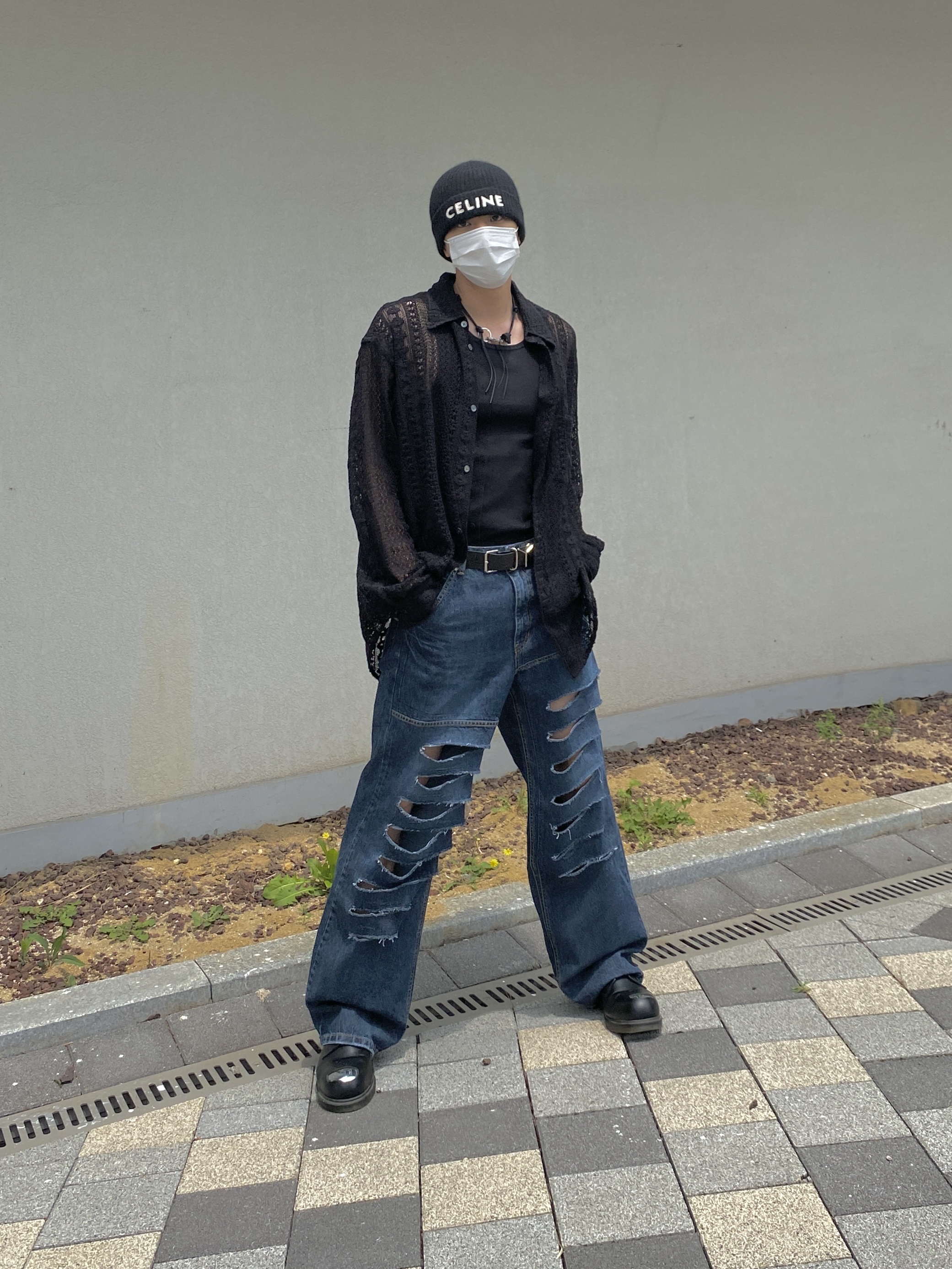 Our Legacy Coco Shirt Black Cotton Crochet, Celine Embroidered Knit Wool Beanie Black 착용 스타일 - 1