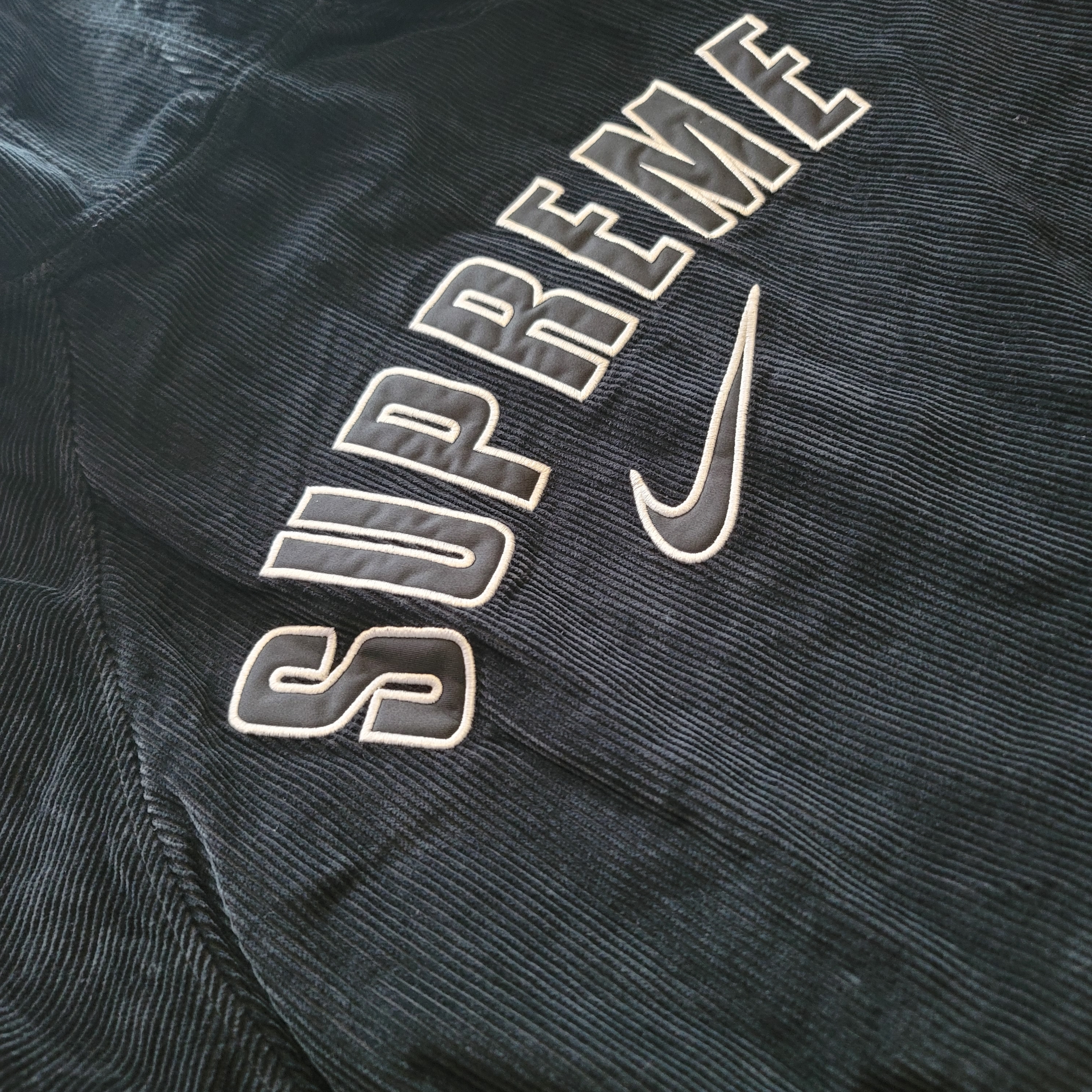 Supreme x Nike Arc Corduroy Hooded Jacket Black - 22SS 착용 스타일