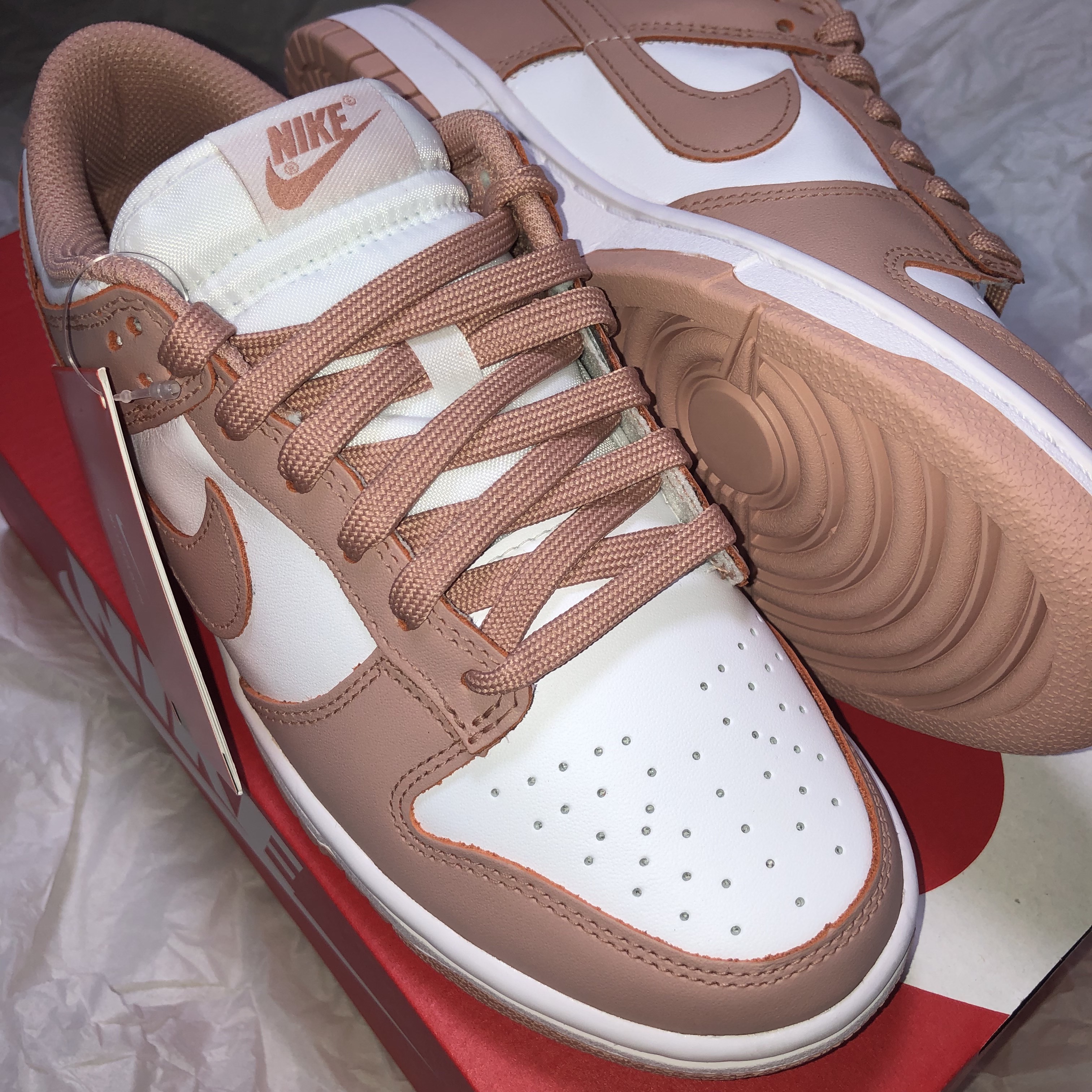 (W) Nike Dunk Low Rose Whisper 착용 스타일 - 2
