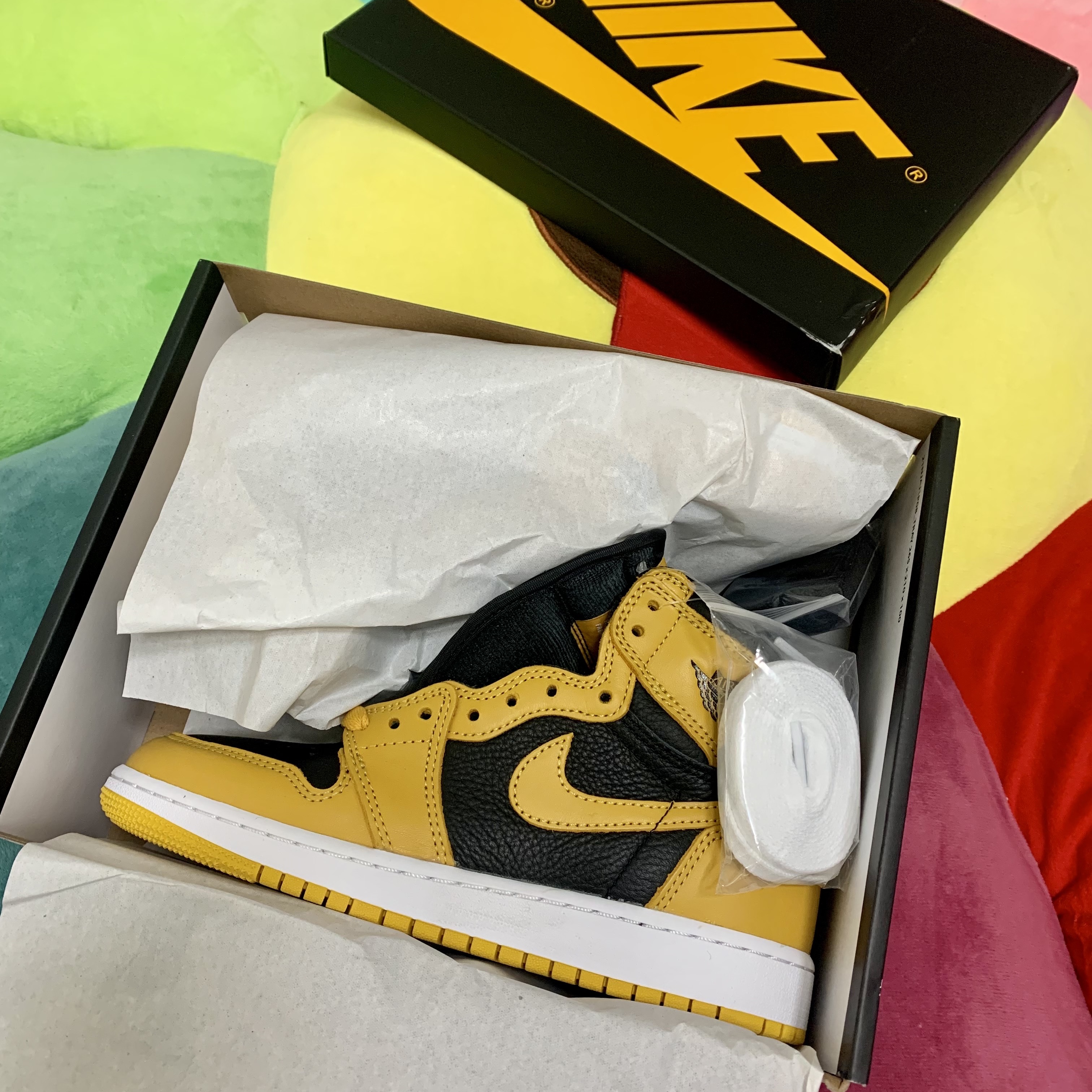 Jordan 1 Retro High OG Pollen 착용 스타일 - 1