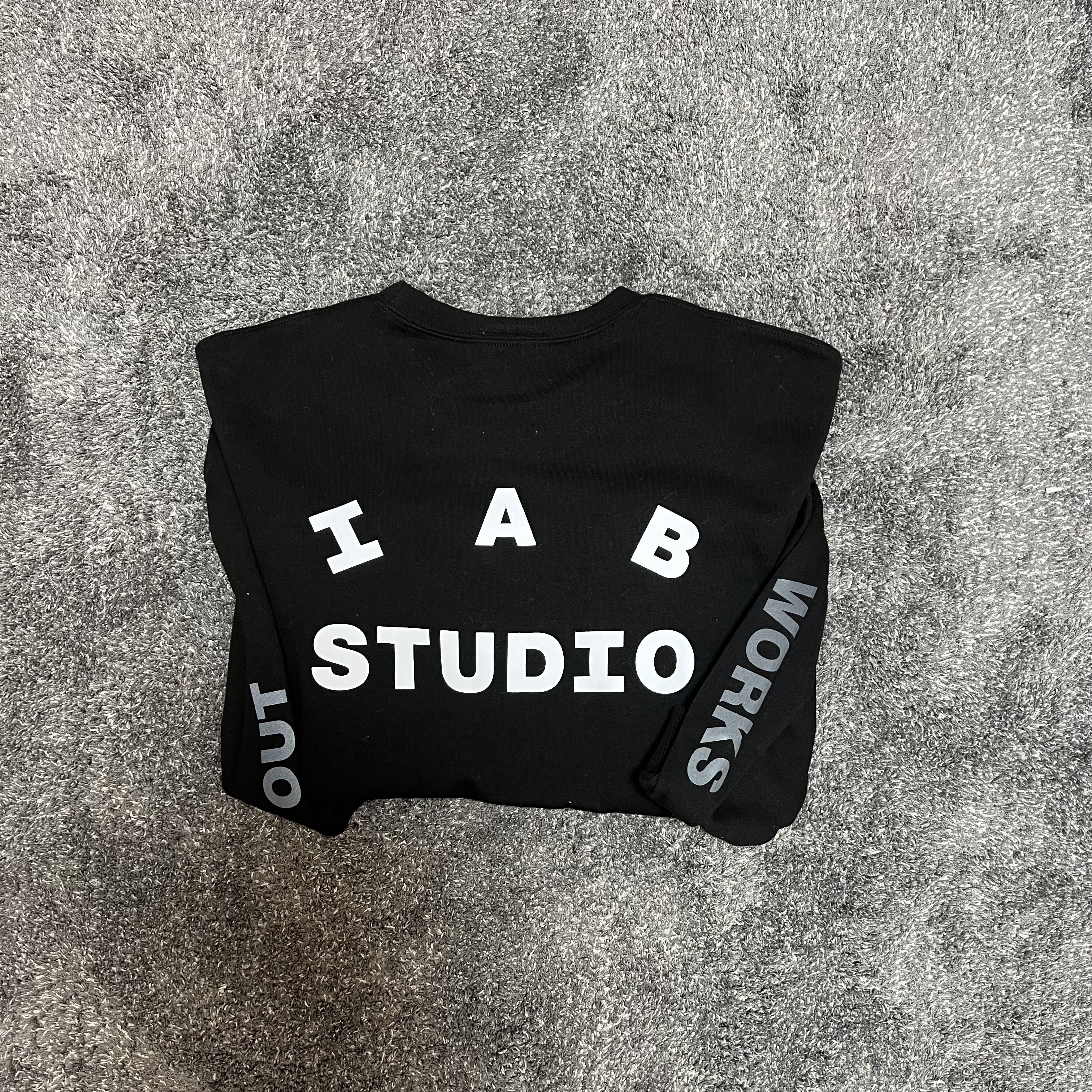 IAB Studio Long Sleeve Black for Worksout 착용 스타일