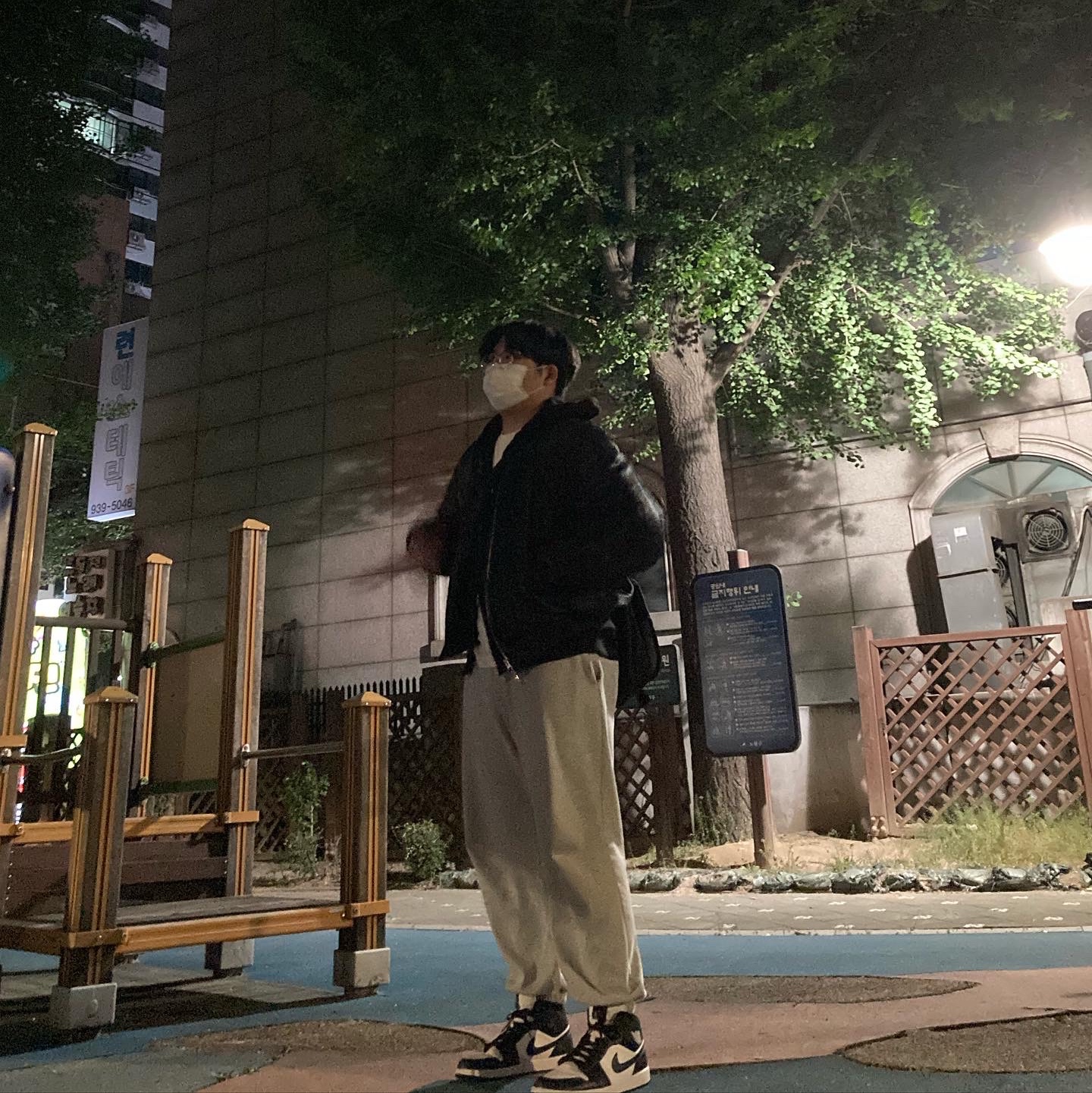 Jordan 1 Mid Dark Teal 착용 스타일
