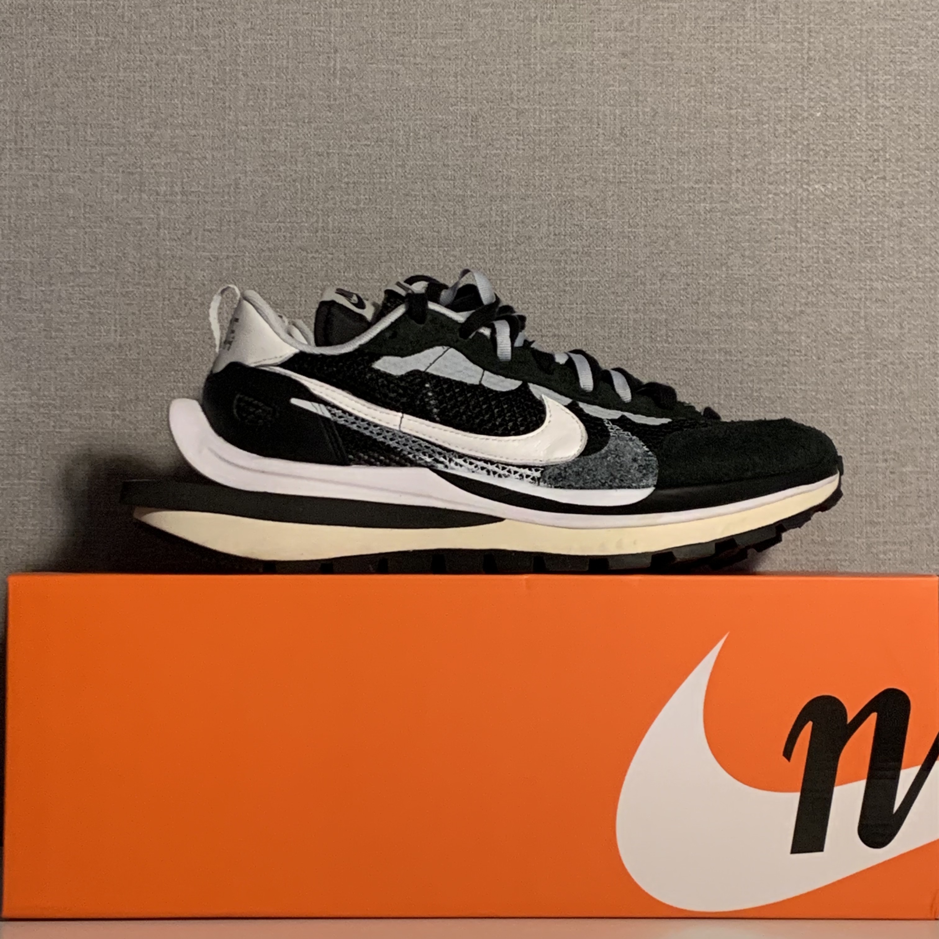 Nike x Sacai VaporWaffle Black White 착용 스타일