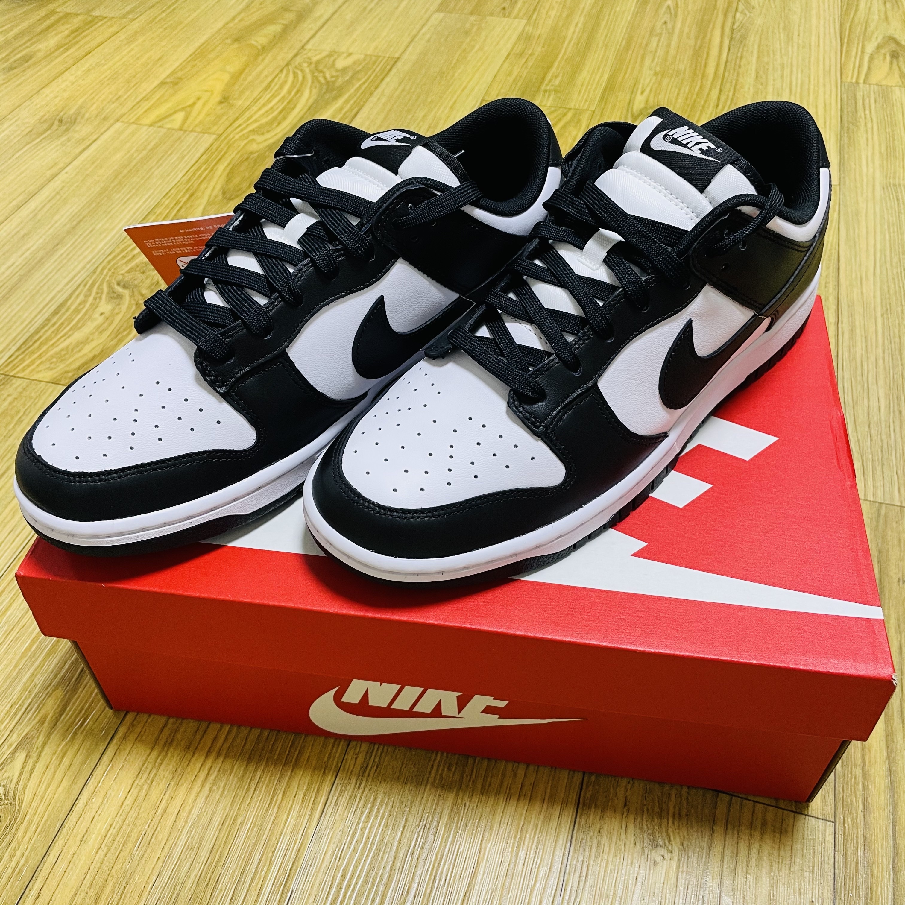 Nike Dunk Low Retro Black 착용 스타일 - 1