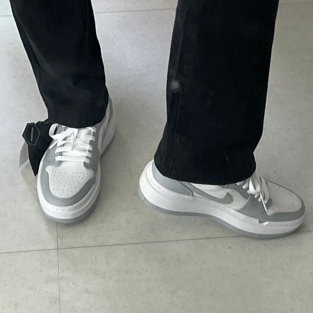 (W) Jordan 1 Elevate Low White and Wolf Grey 착용 스타일