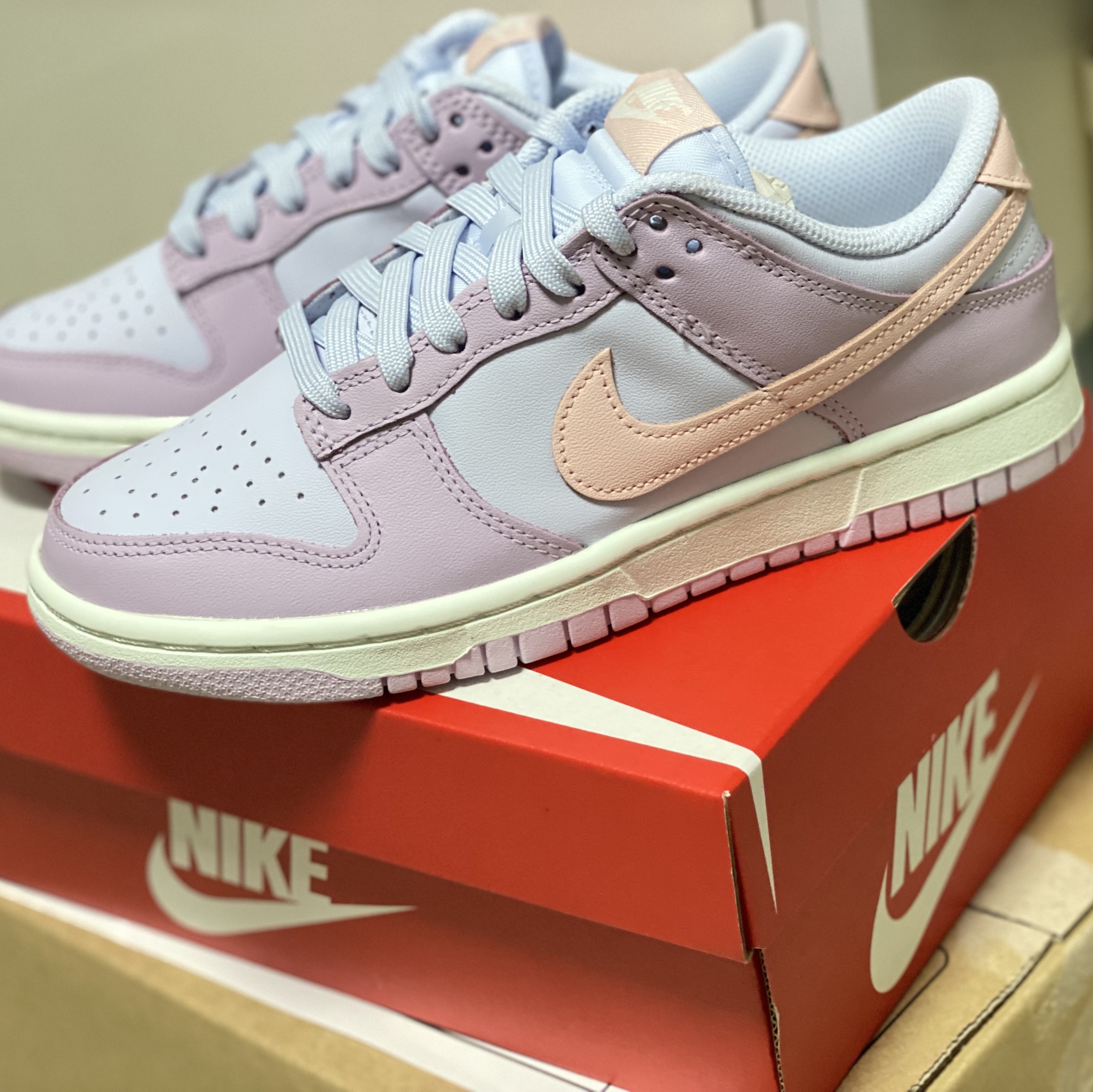 (W) Nike Dunk Low Atmosphere Pink 착용 스타일 - 3