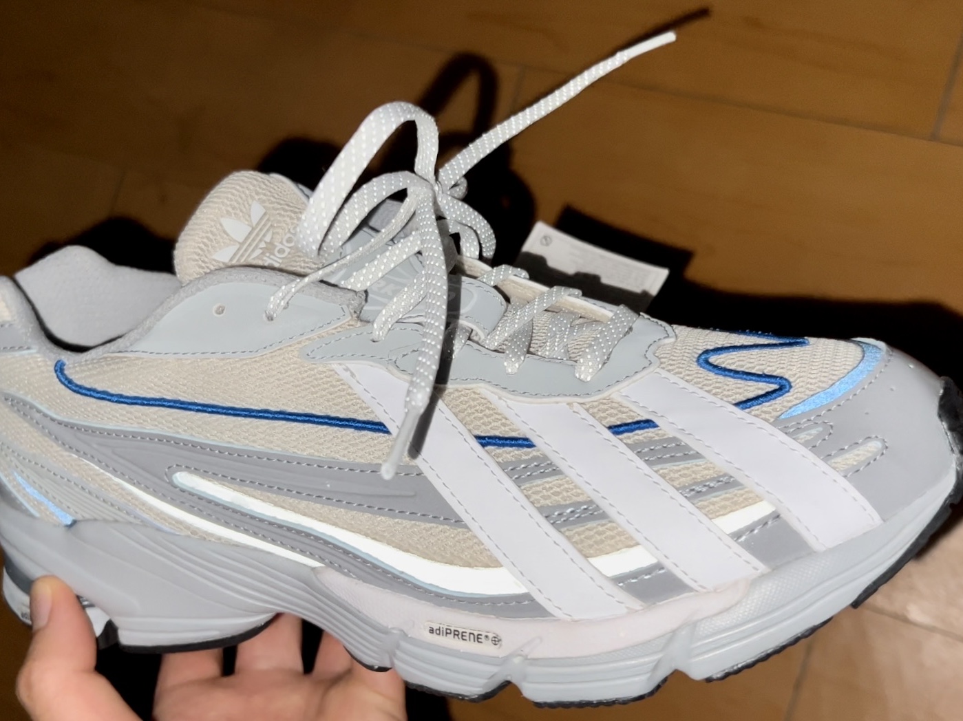 Adidas Orketro Bliss Cloud White 착용 스타일
