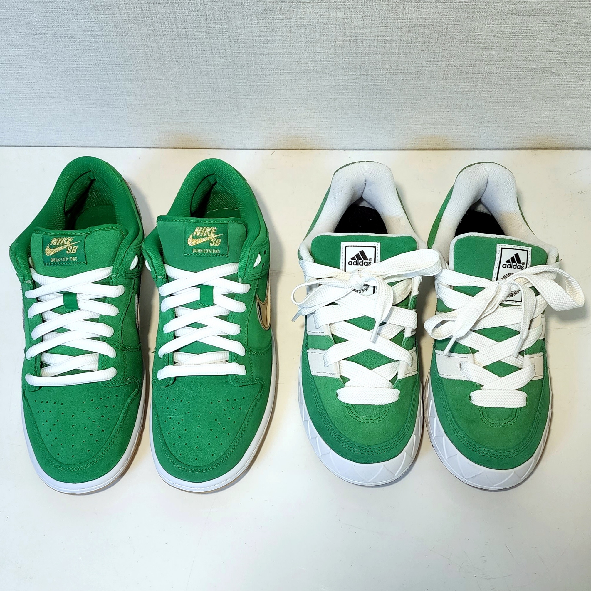 Nike SB Dunk Low Pro Shamrock, Adidas Adimatic Green 착용 스타일 - 1