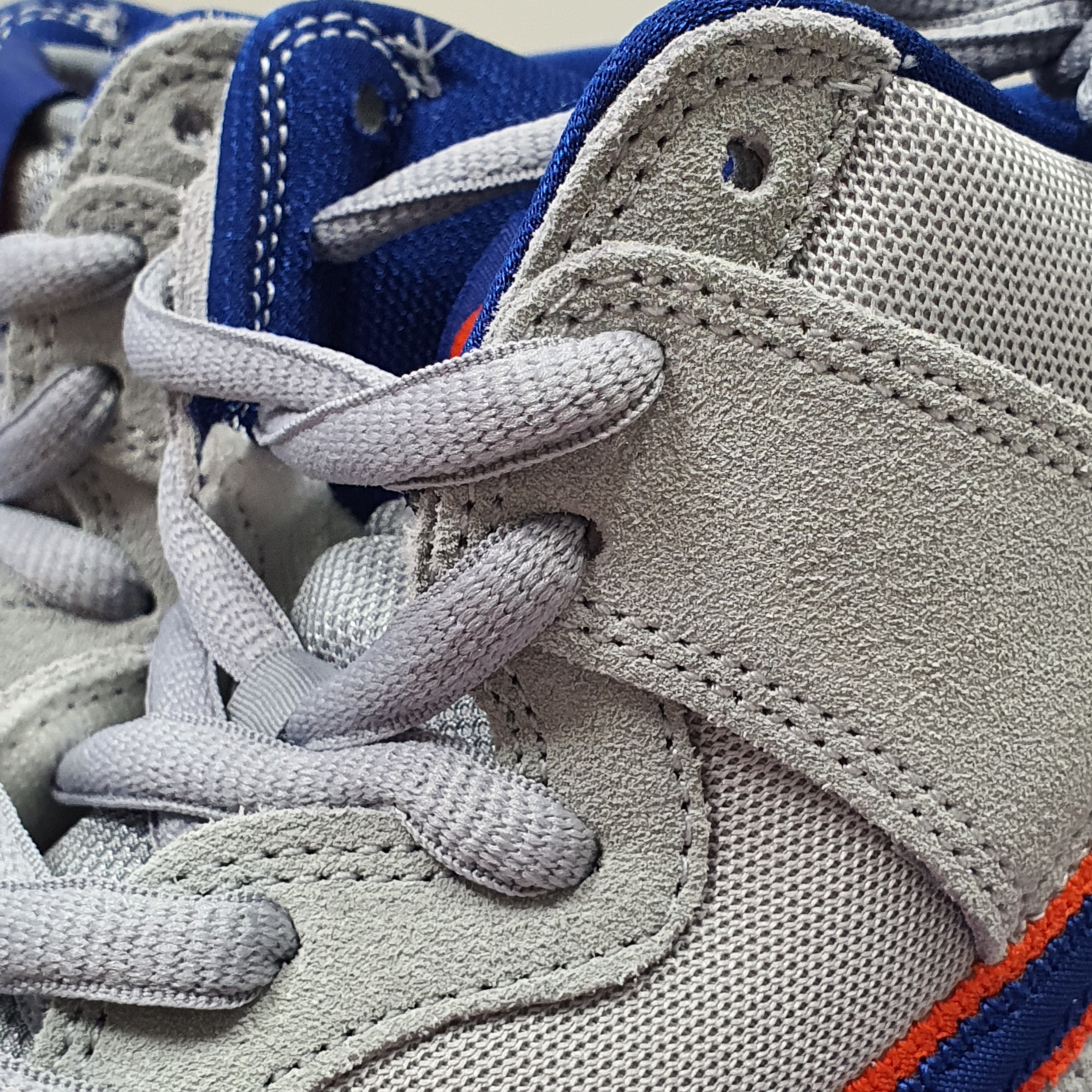 Nike SB Dunk High PRM Rush Blue and Team Orange 착용 스타일 - 2