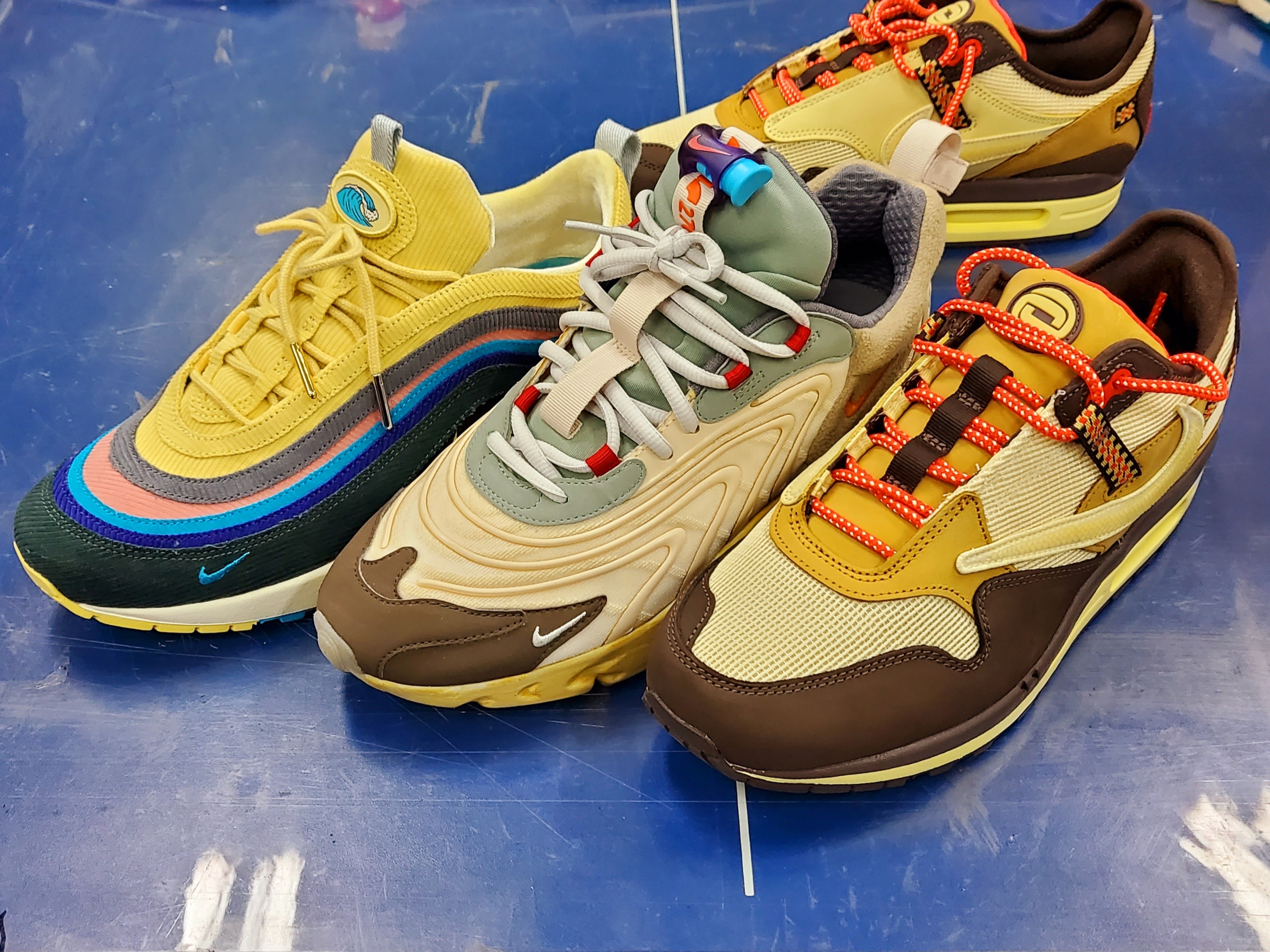 Nike x Sean Wotherspoon Air Max 1/97, Nike x Travis Scott Air Max 270 React Cactus Trails 착용 스타일