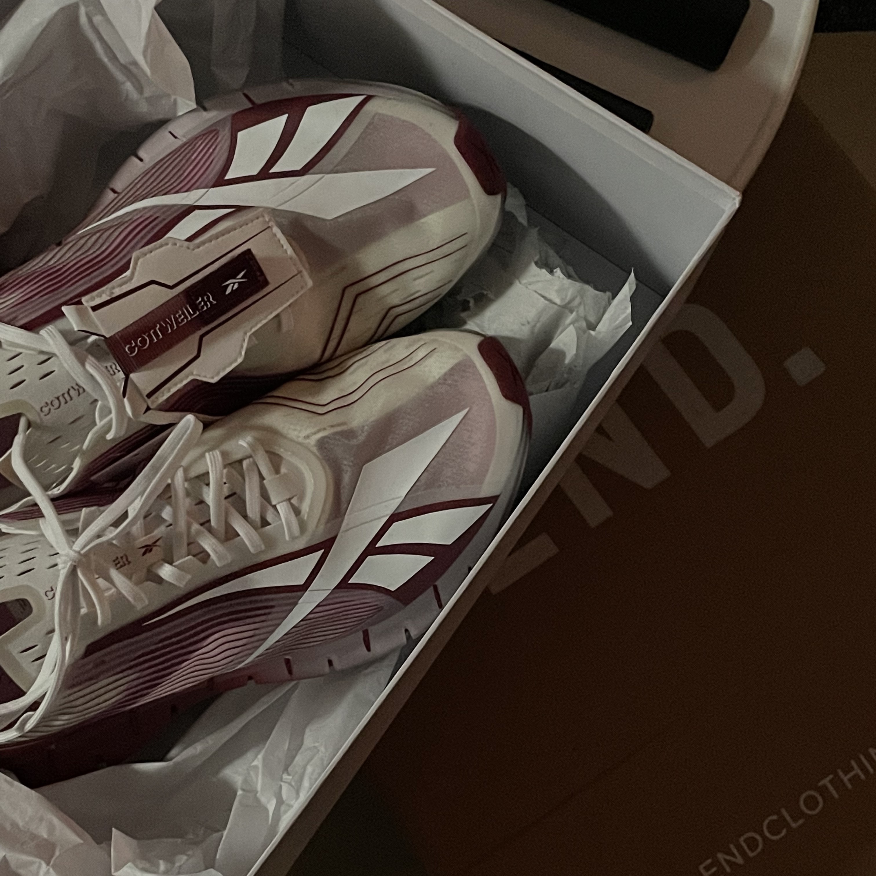 Reebok x Cottweiler Zig 3D Storm Red 착용 스타일