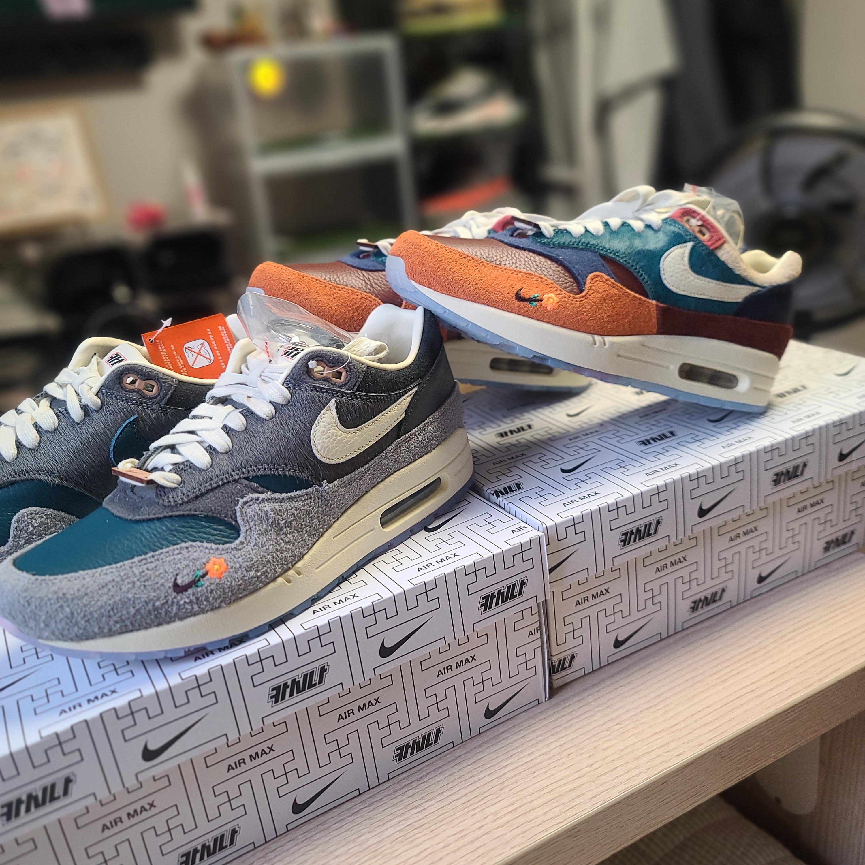 Nike x Kasina Air Max 1 SP Won-Ang Particle Grey, Nike x Kasina Air Max 1 SP Won-Ang Orange 착용 스타일 - 3