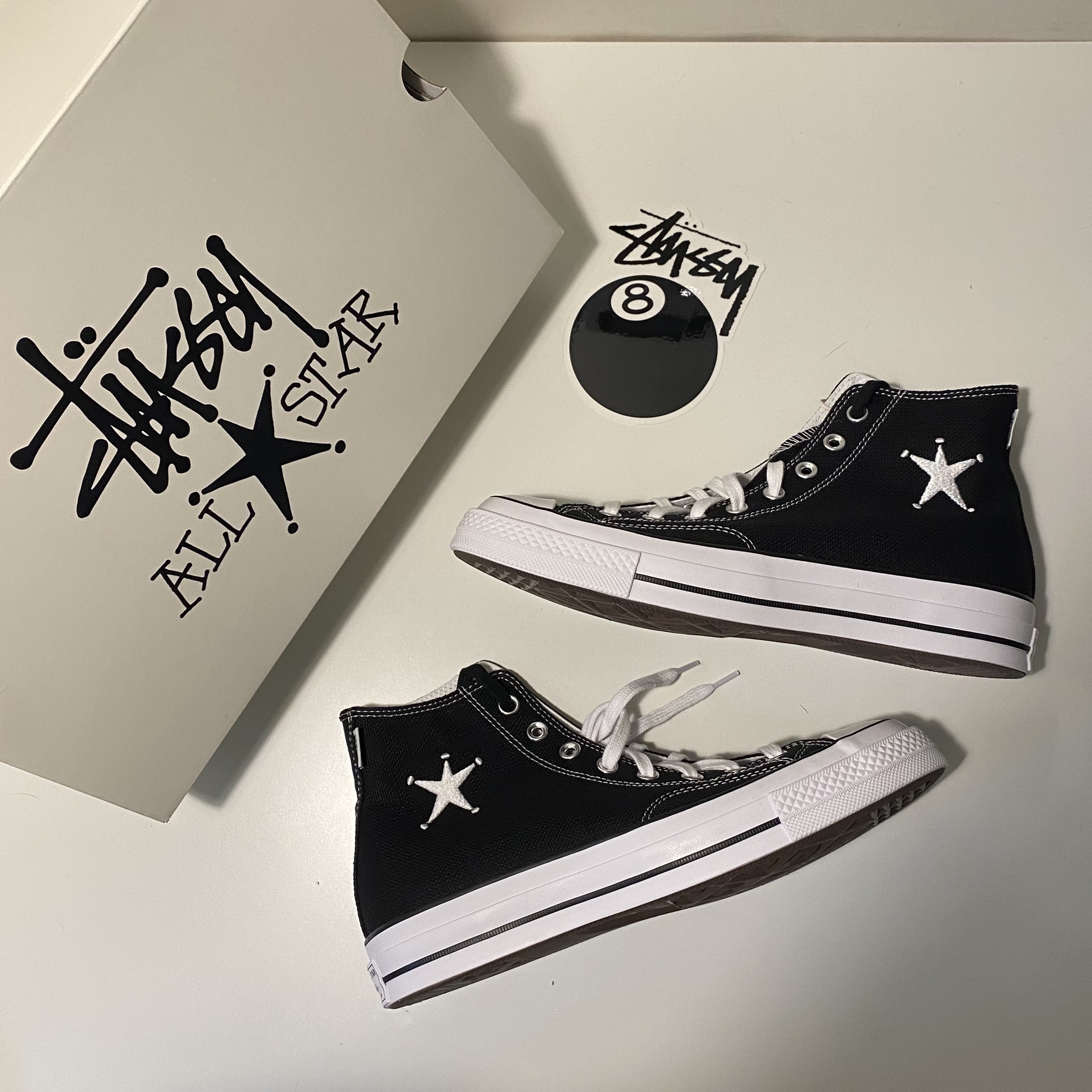 Converse x Stussy Chuck 70 High Black 착용 스타일 - 4