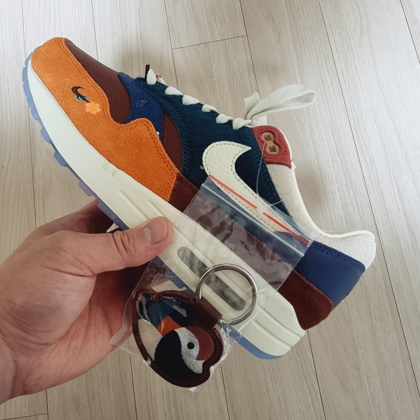 Nike x Kasina Air Max 1 SP Won-Ang Orange 착용 스타일 - 1
