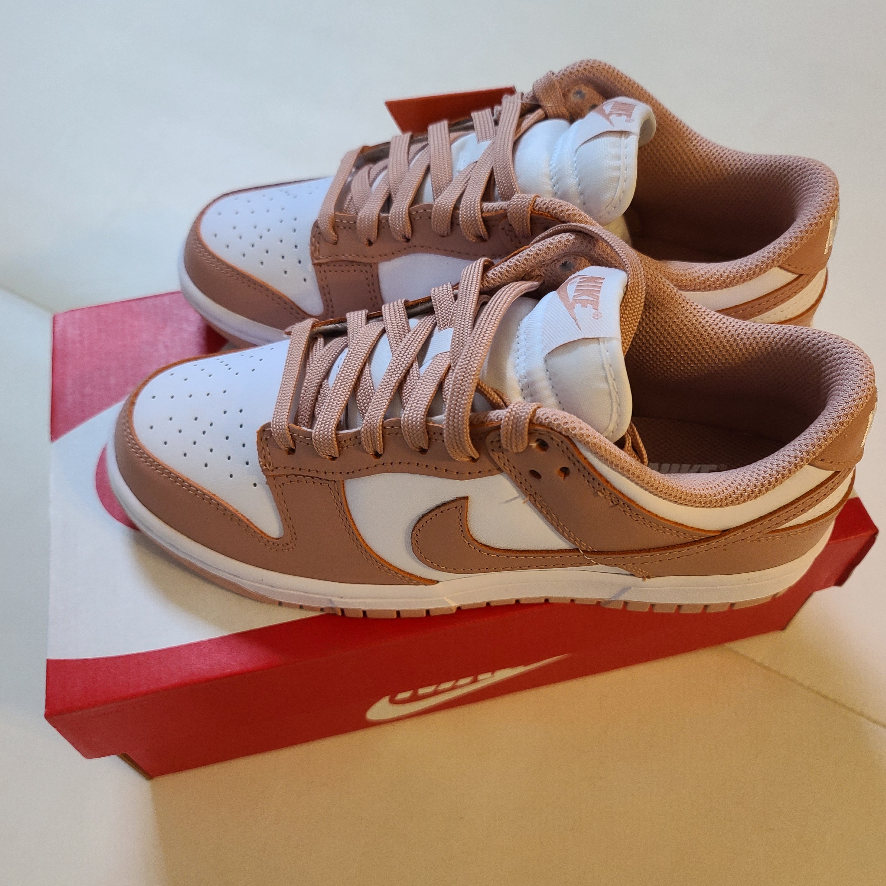 (W) Nike Dunk Low Rose Whisper 착용 스타일