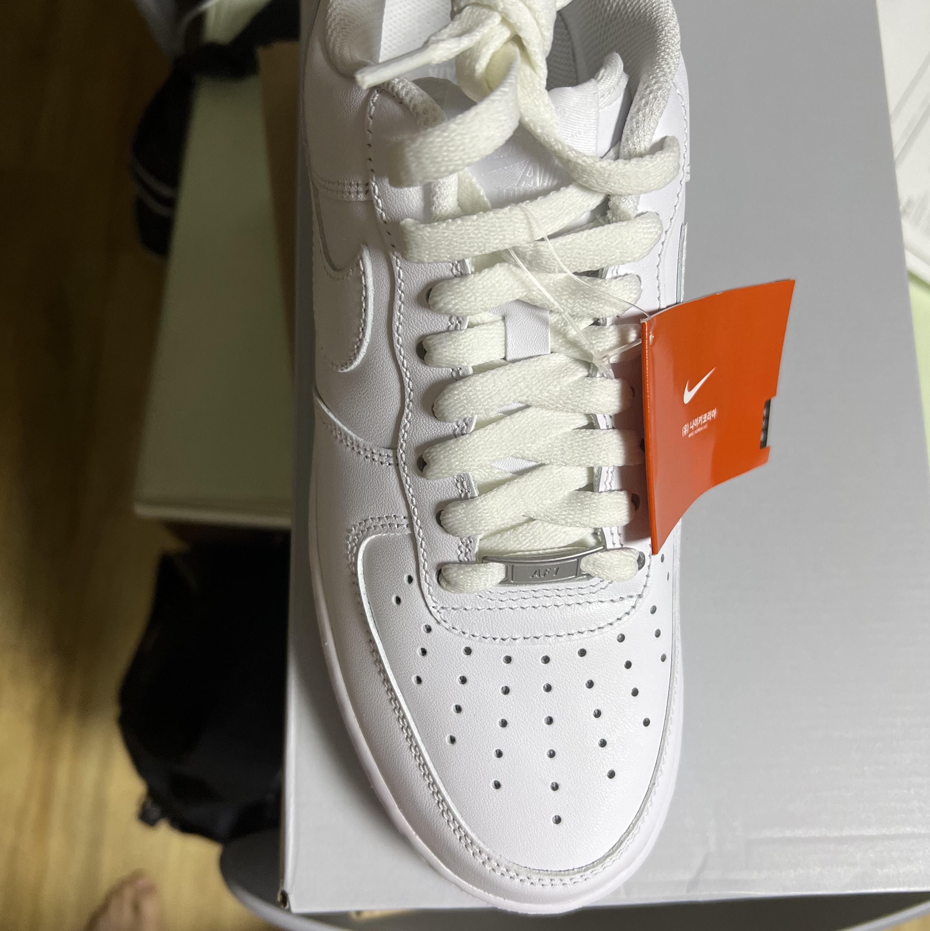 Nike Air Force 1 '07 Low White 착용 스타일 - 3