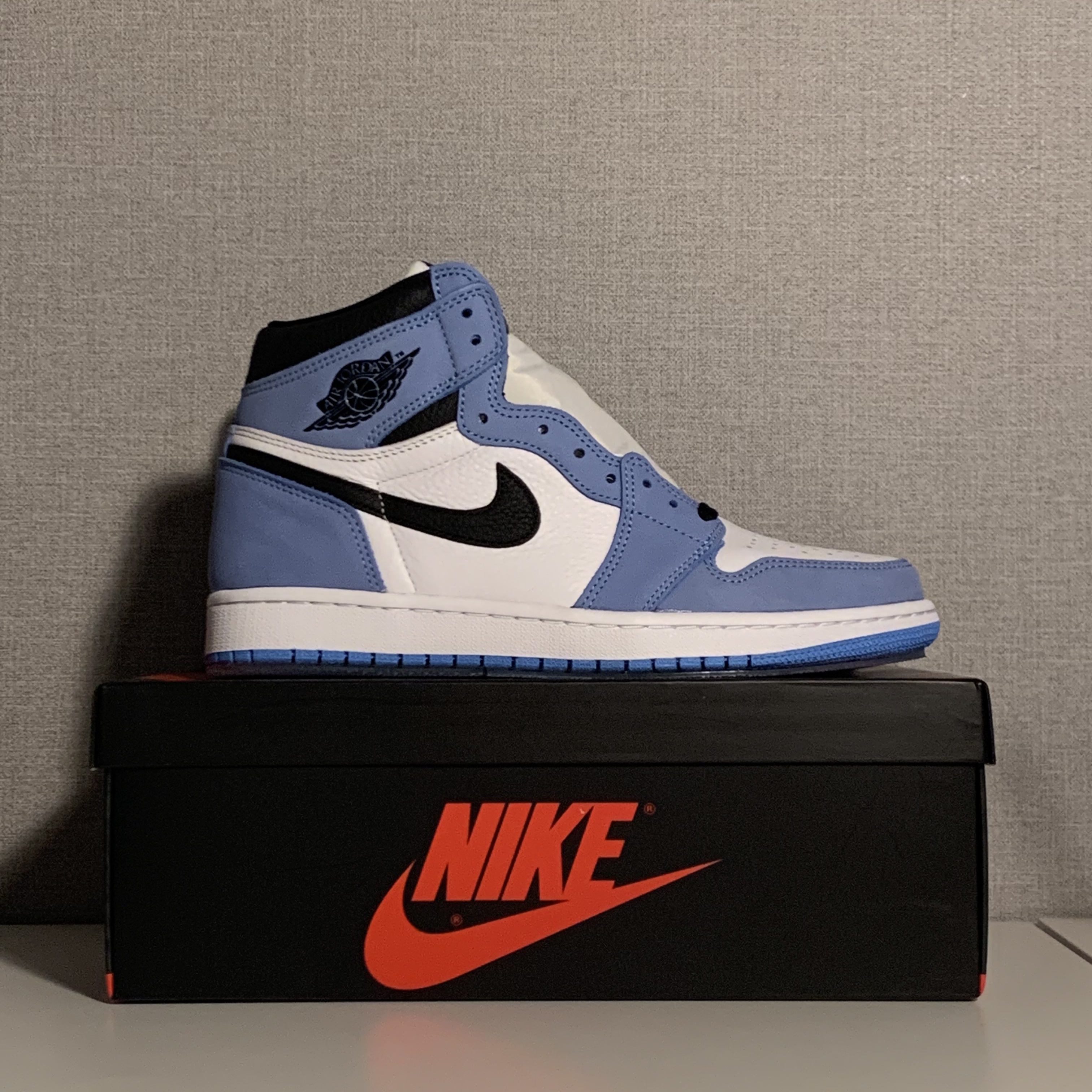 Jordan 1 Retro High OG University Blue 착용 스타일