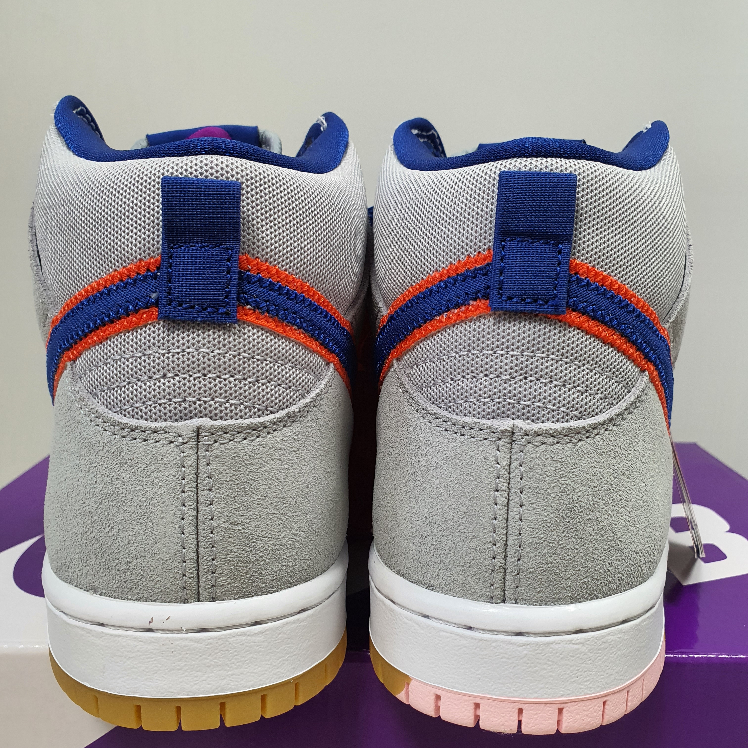 Nike SB Dunk High PRM Rush Blue and Team Orange 착용 스타일 - 3