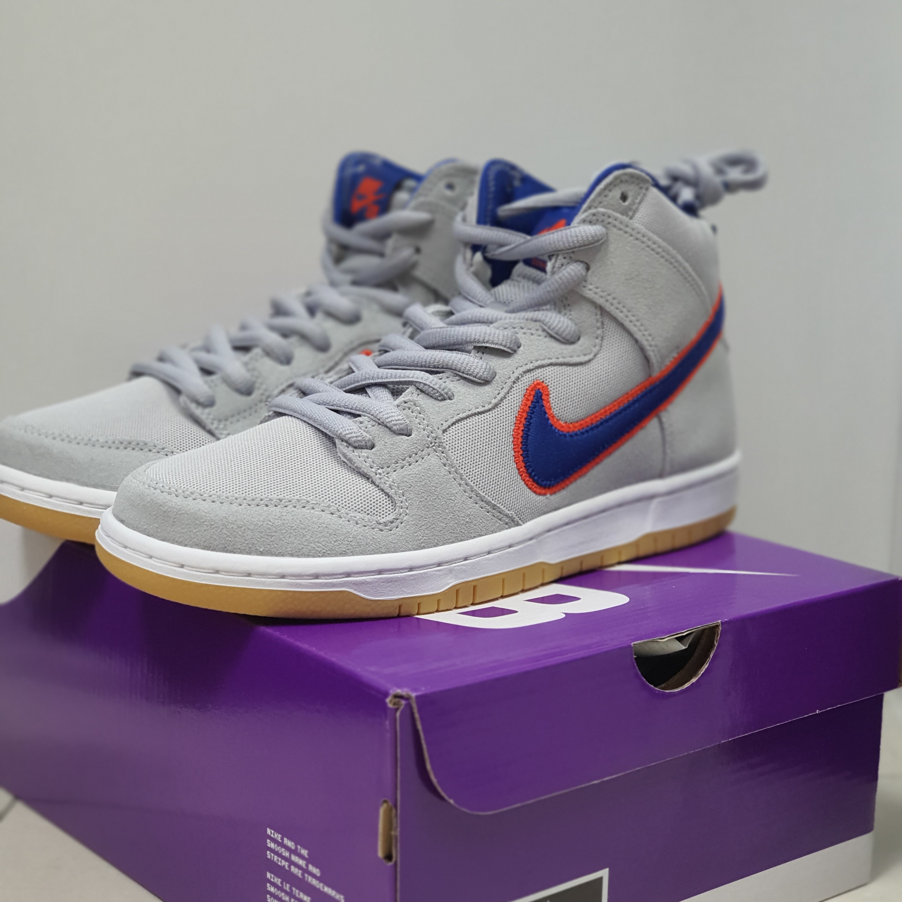 Nike SB Dunk High PRM Rush Blue and Team Orange 착용 스타일 - 1