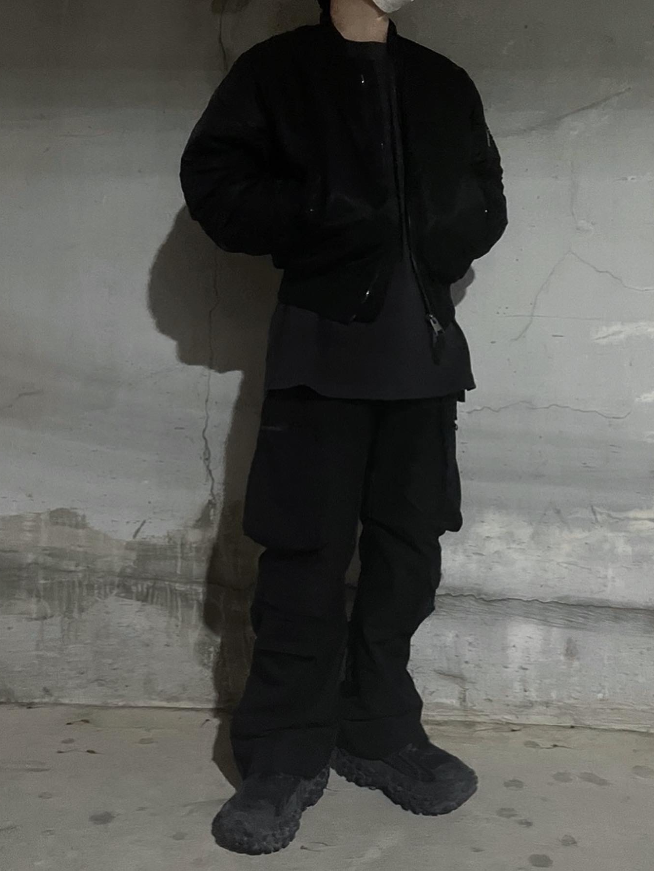 Balenciaga Defender Sneakers Black 착용 스타일