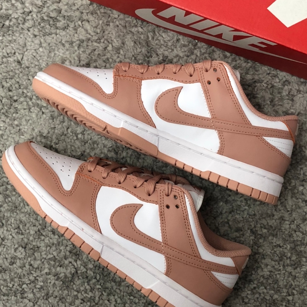 (W) Nike Dunk Low Rose Whisper 착용 스타일 - 2